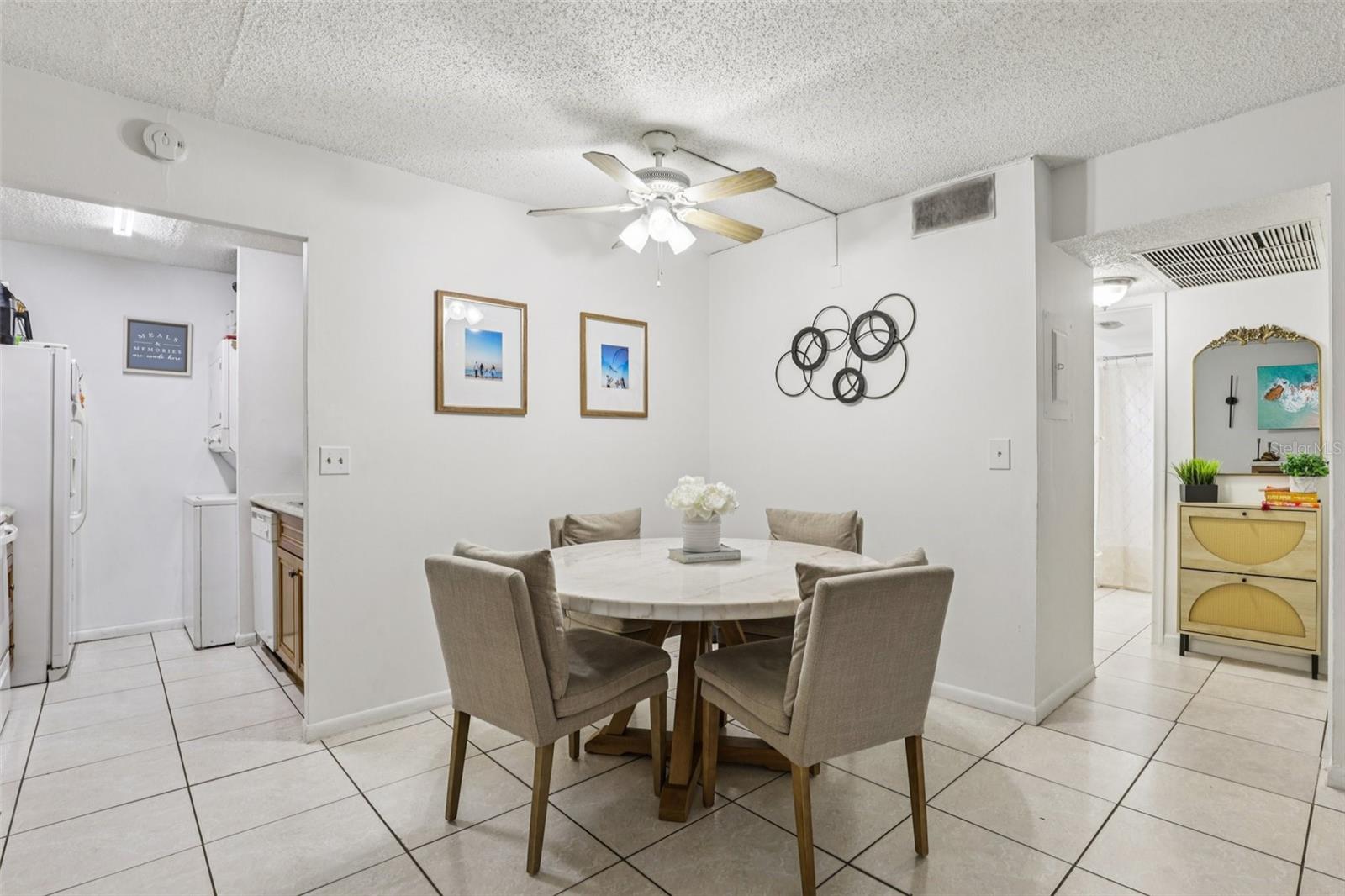 LAKEWOOD VILLAGE OF CORAL SPRINGS - Residential