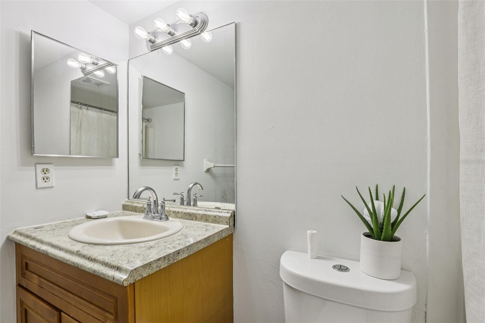 LAKEWOOD VILLAGE OF CORAL SPRINGS - Residential