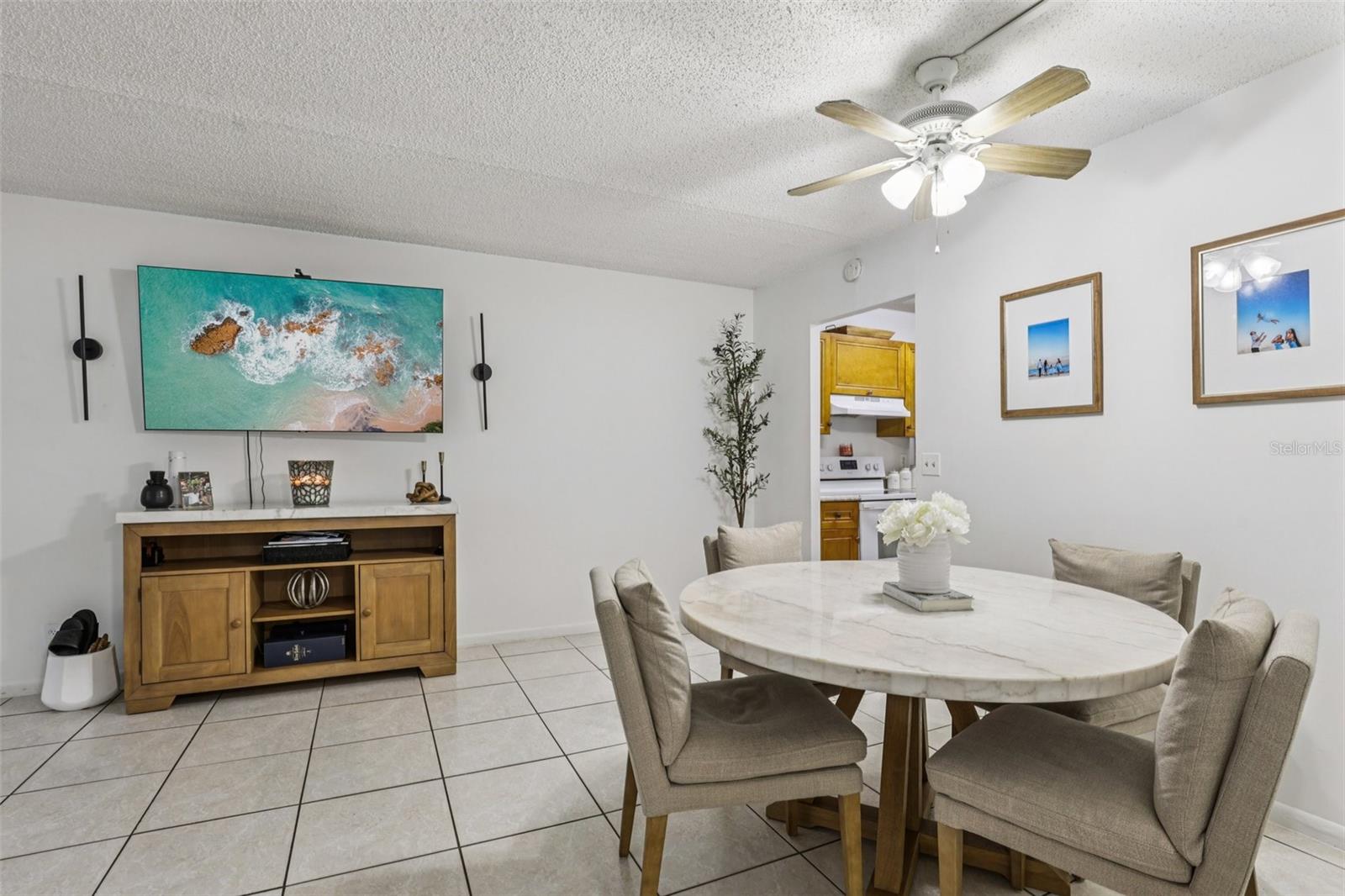 LAKEWOOD VILLAGE OF CORAL SPRINGS - Residential