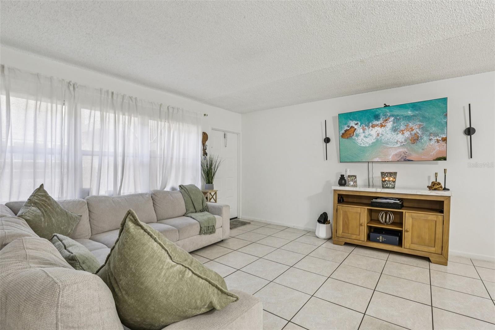 LAKEWOOD VILLAGE OF CORAL SPRINGS - Residential