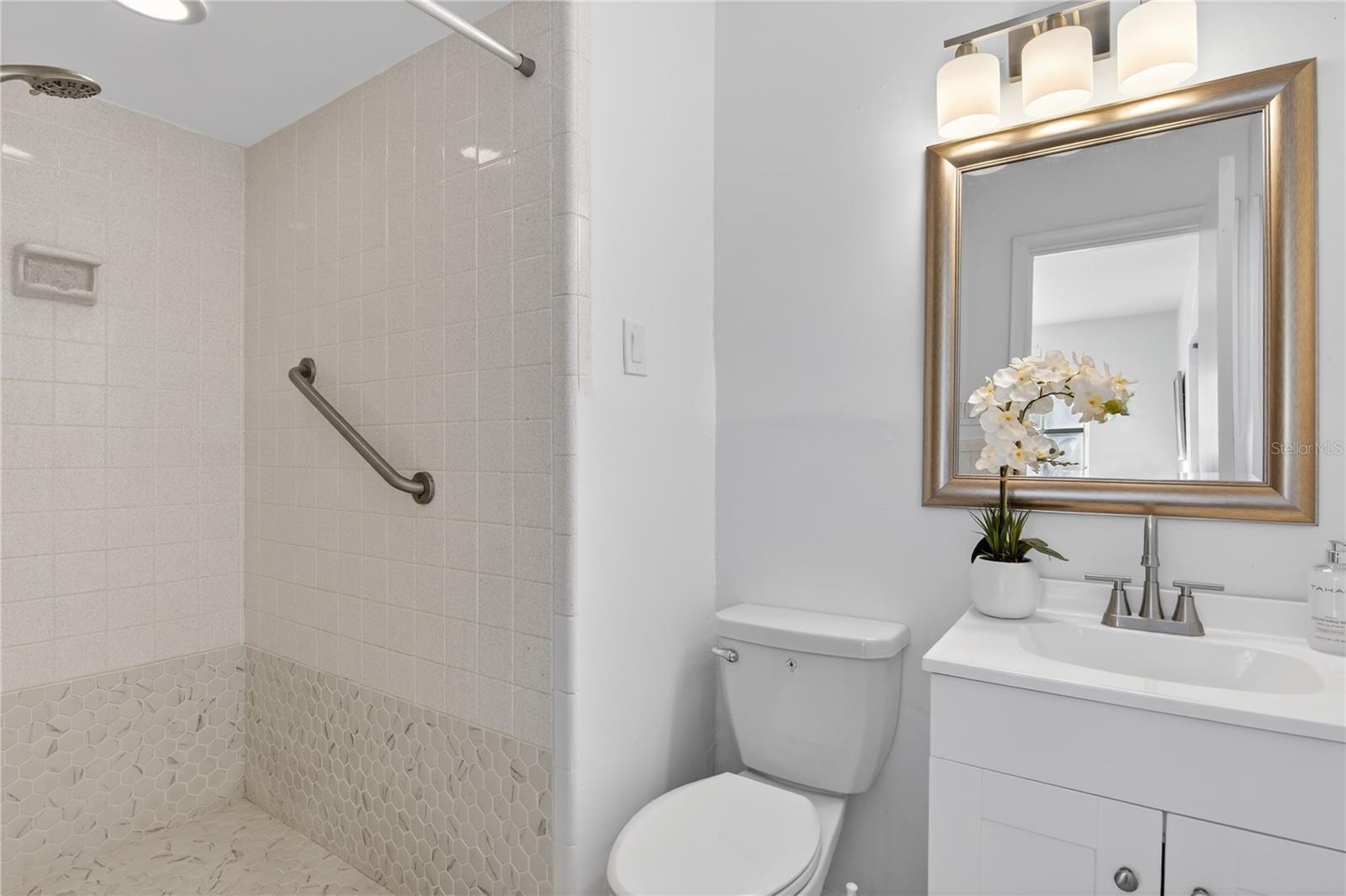 OAKLAND ESTATES 1ST SEC - Residential