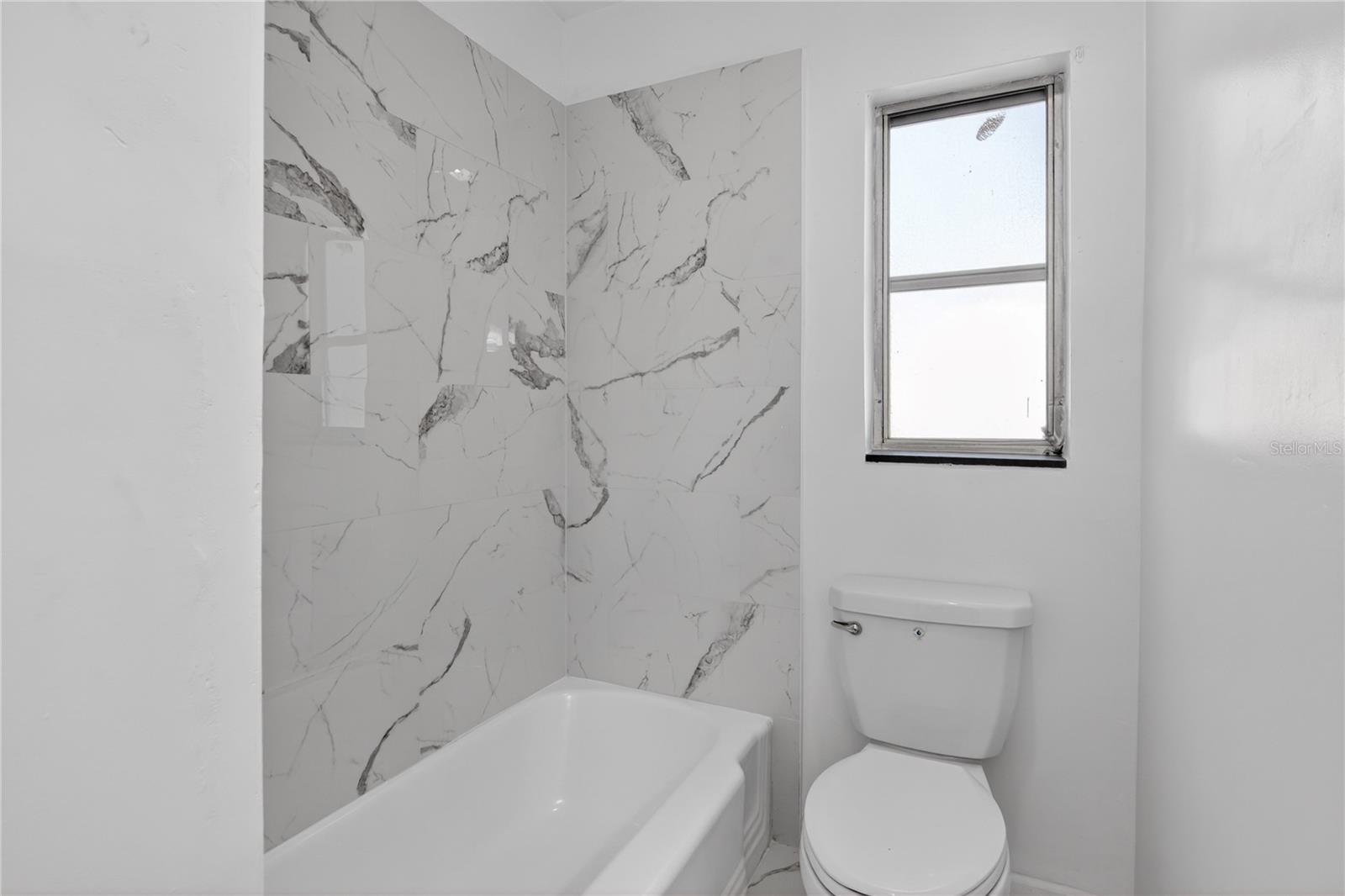 OAKLAND ESTATES 1ST SEC - Residential