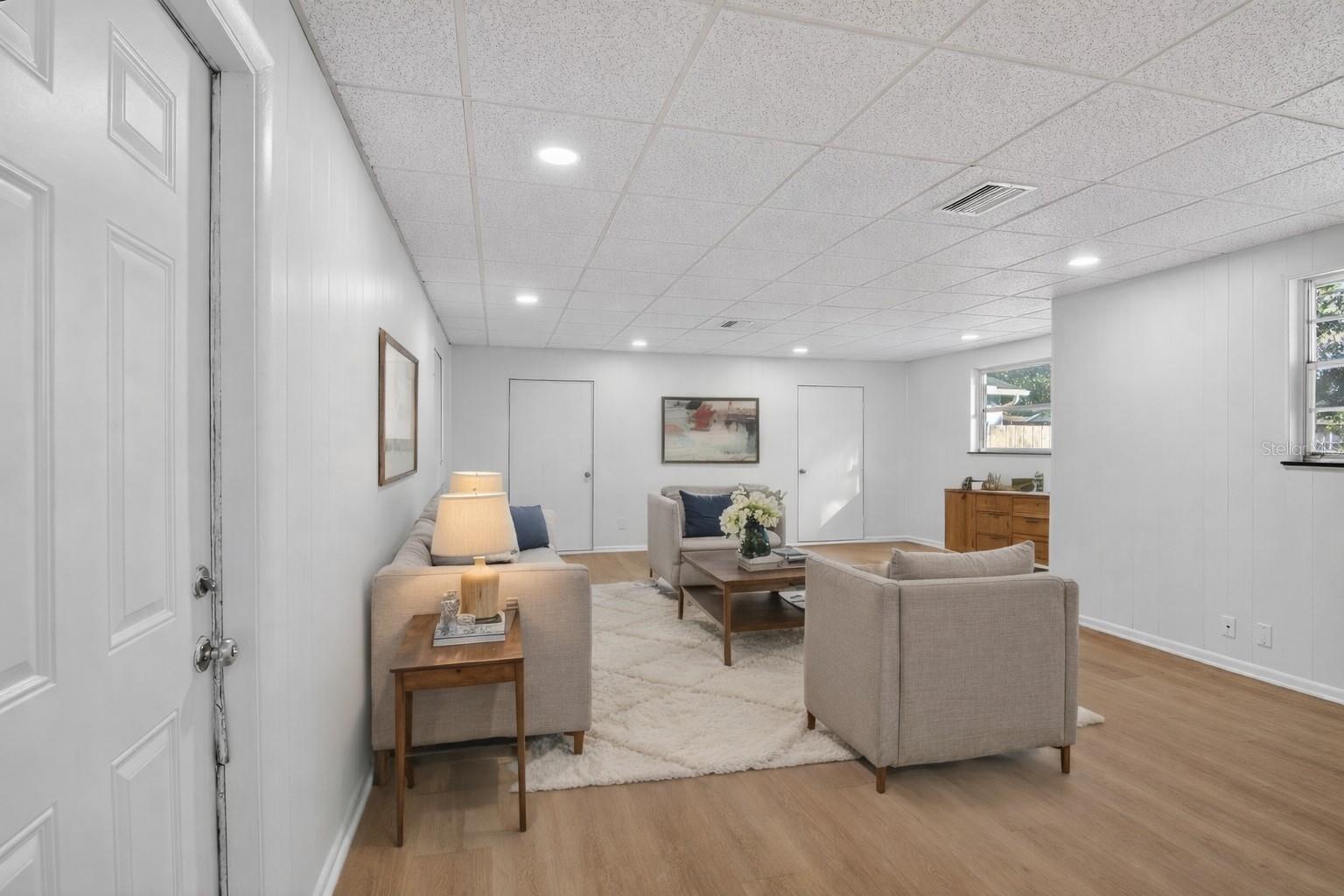 OAKLAND ESTATES 1ST SEC - Residential