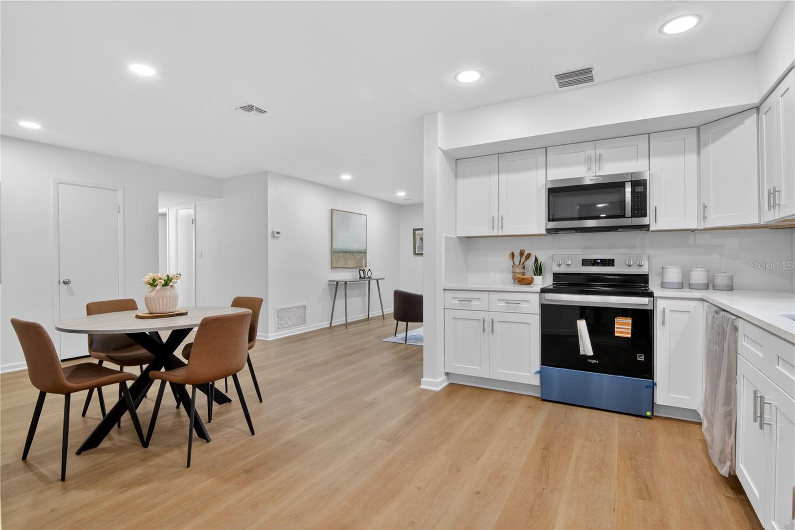 OAKLAND ESTATES 1ST SEC - Residential