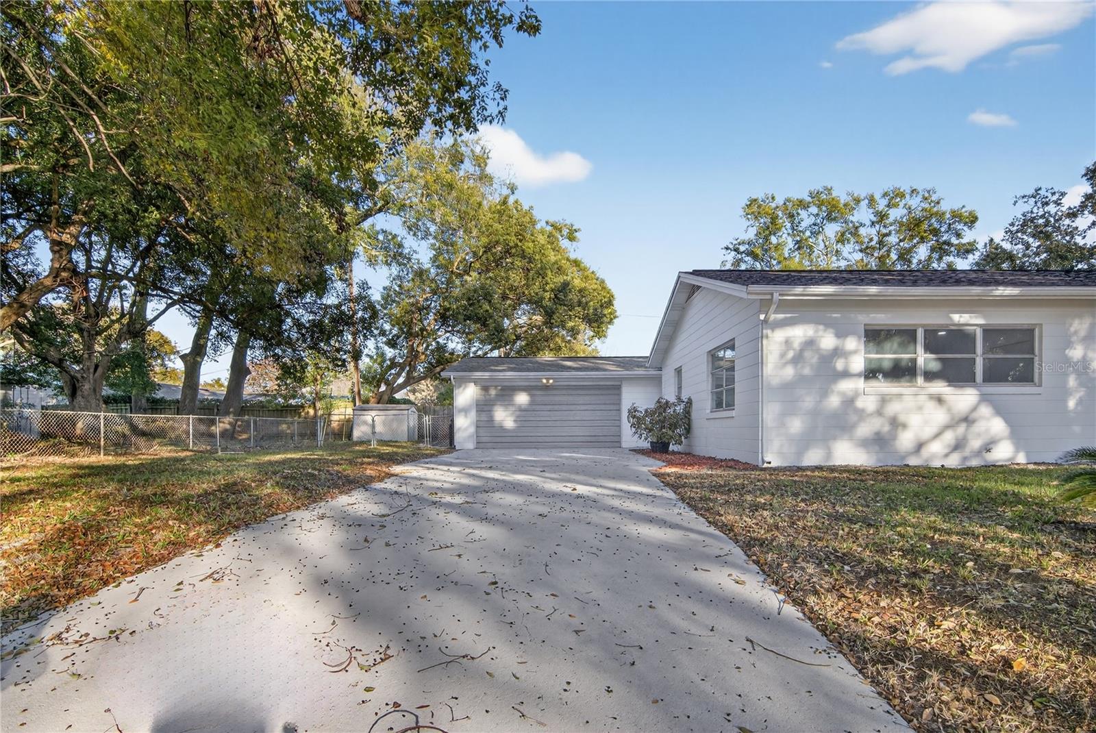 OAKLAND ESTATES 1ST SEC - Residential