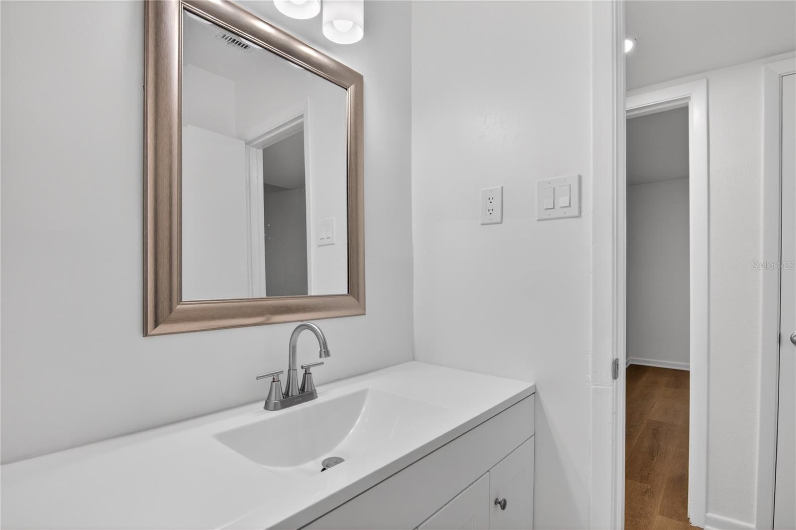 OAKLAND ESTATES 1ST SEC - Residential