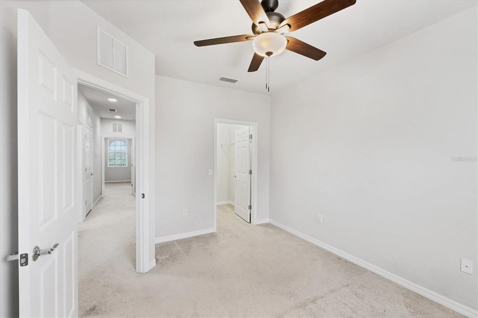SAN MICHELE AT UNIVERSITY COMMONS - Residential Lease