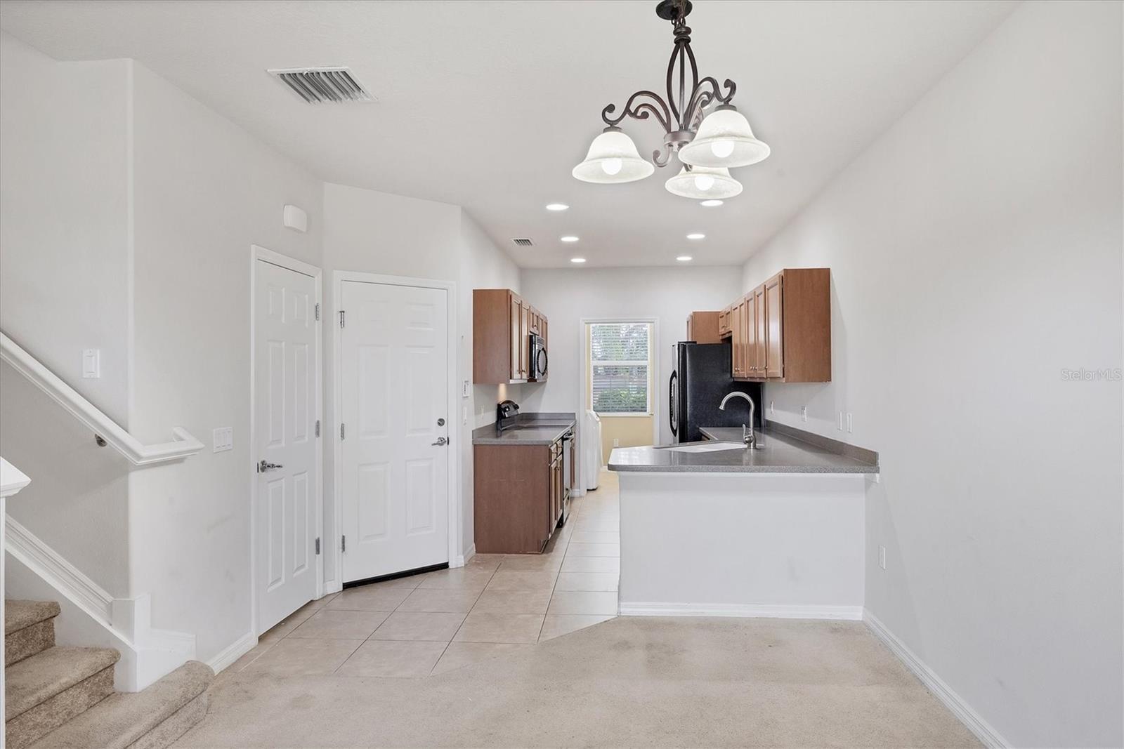SAN MICHELE AT UNIVERSITY COMMONS - Residential Lease