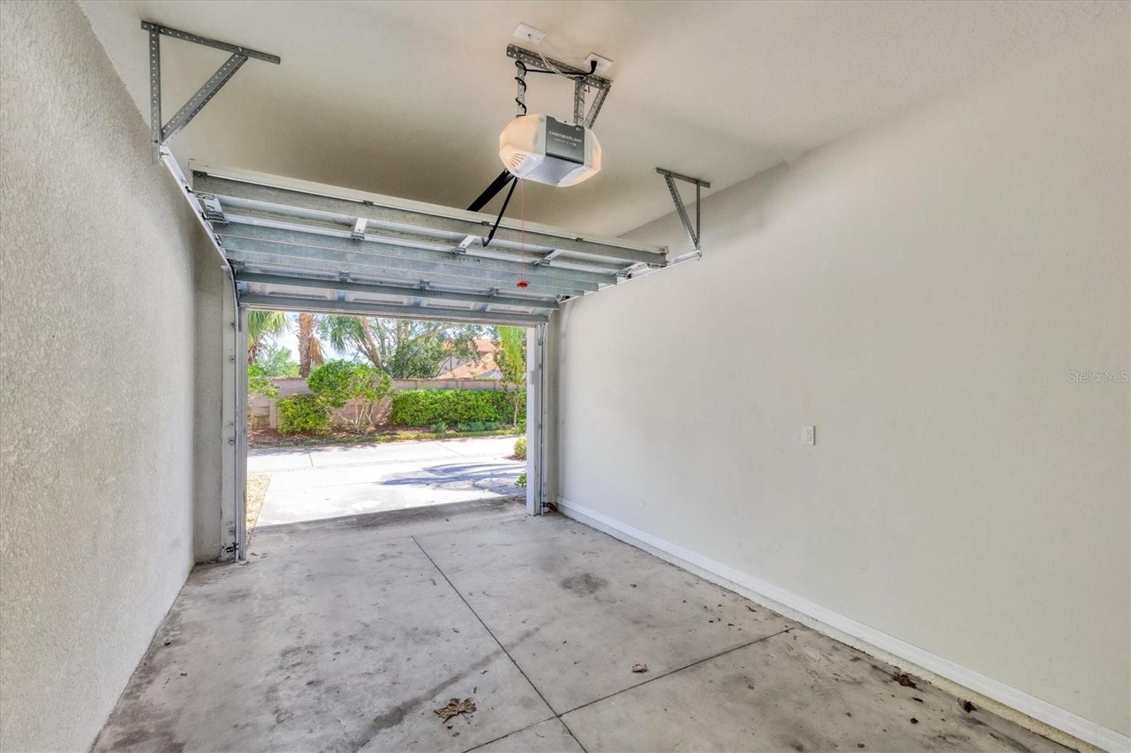 SAN MICHELE AT UNIVERSITY COMMONS - Residential Lease