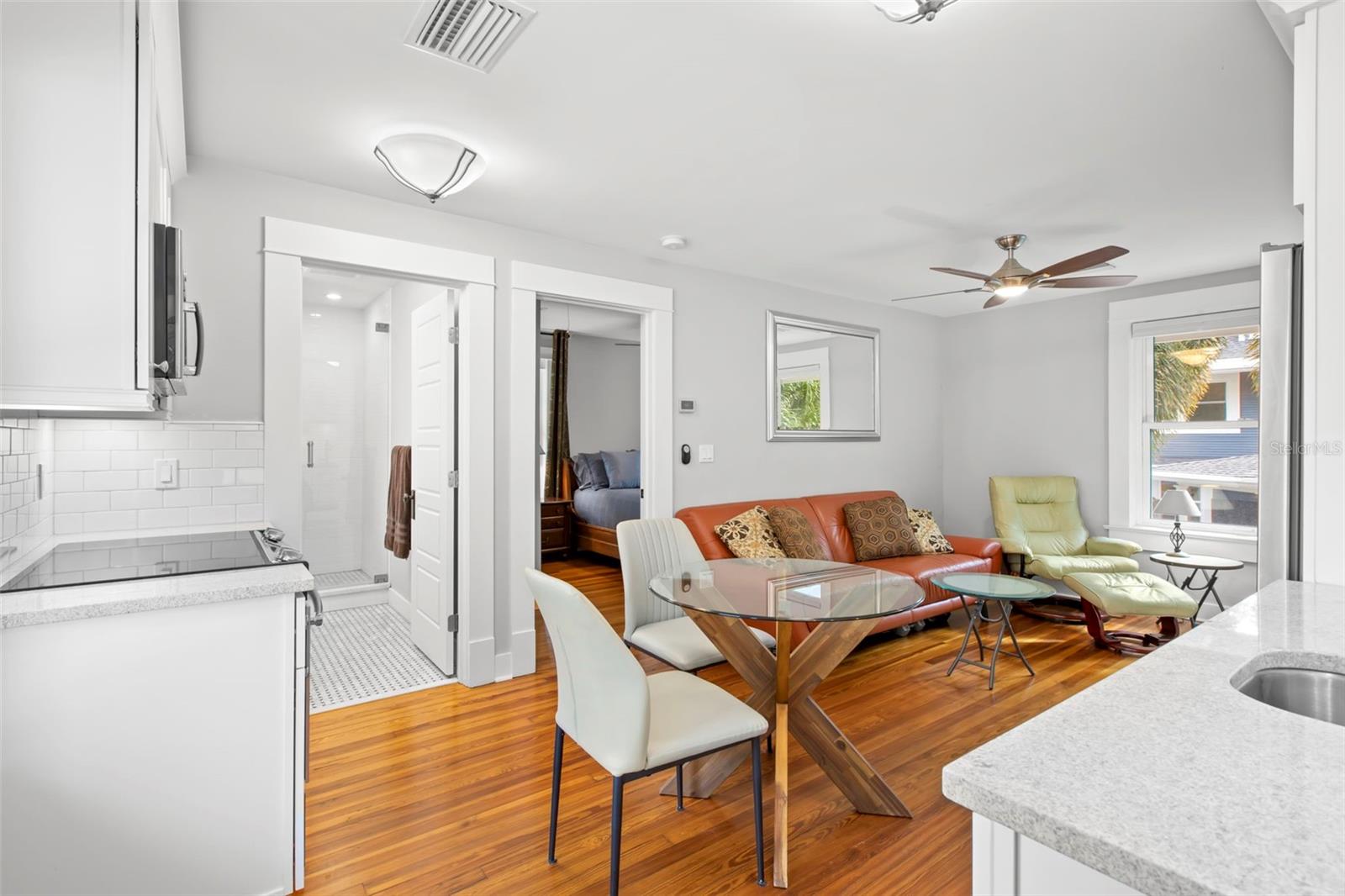 BAY SHORE REV - Residential