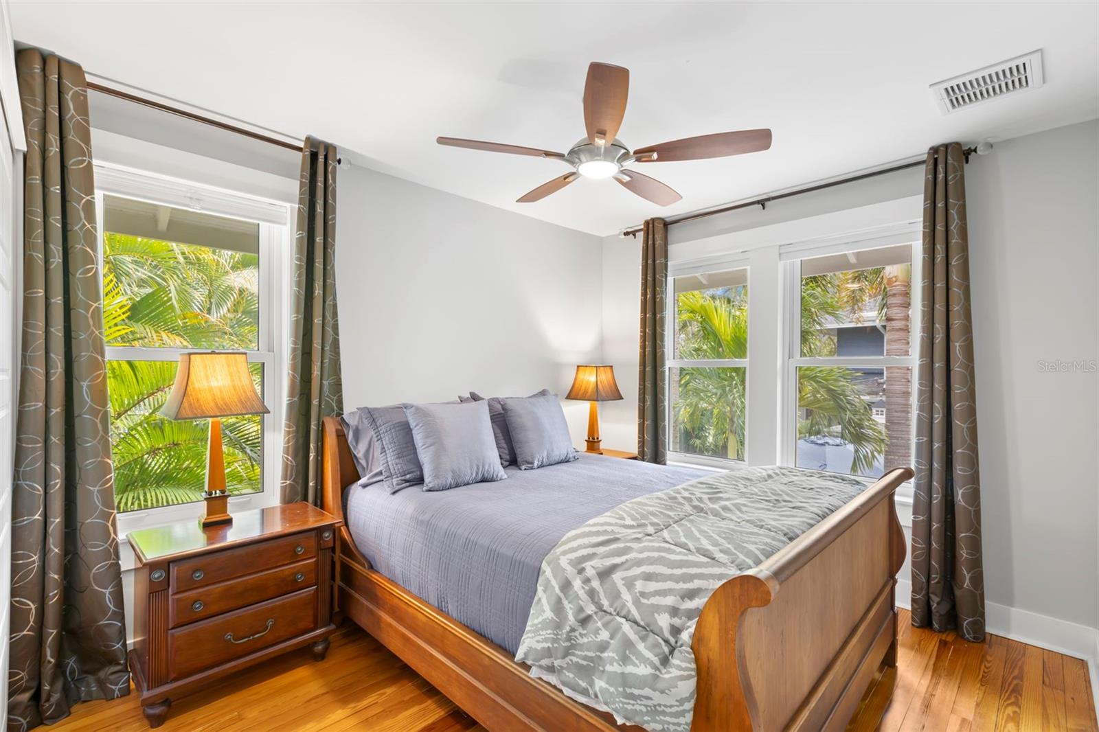 BAY SHORE REV - Residential