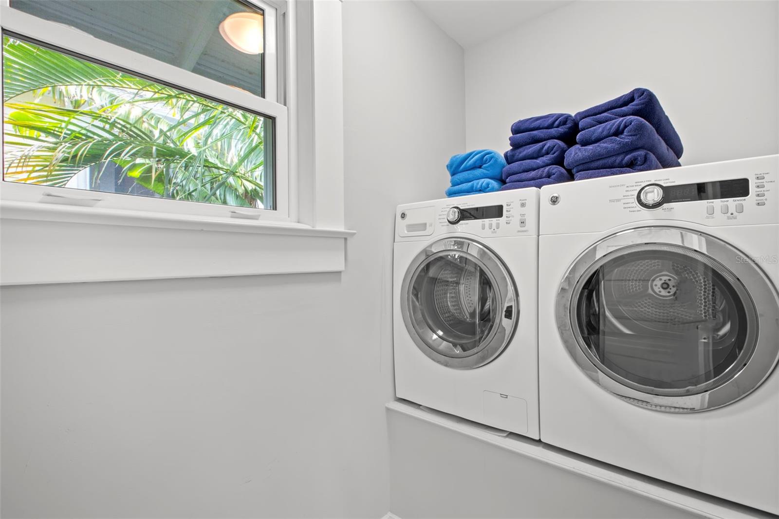 BAY SHORE REV - Residential