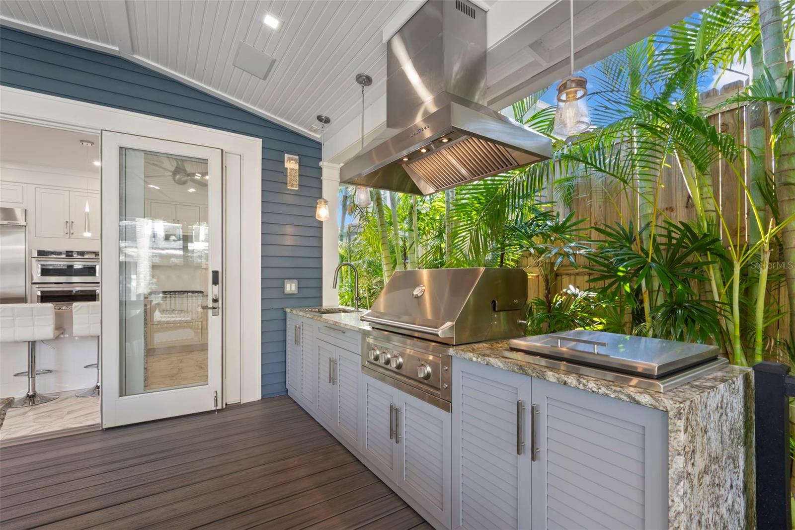 BAY SHORE REV - Residential