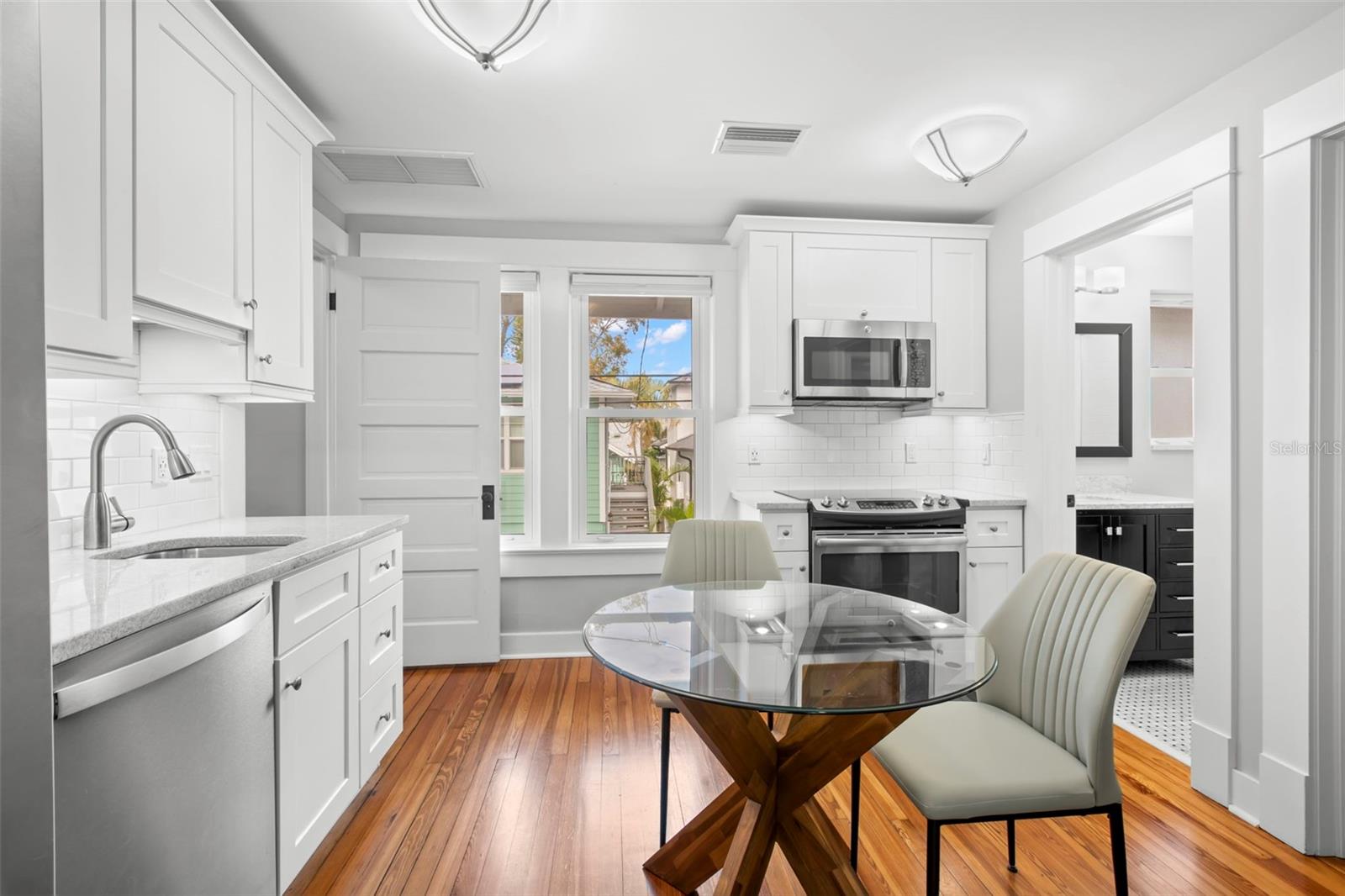 BAY SHORE REV - Residential