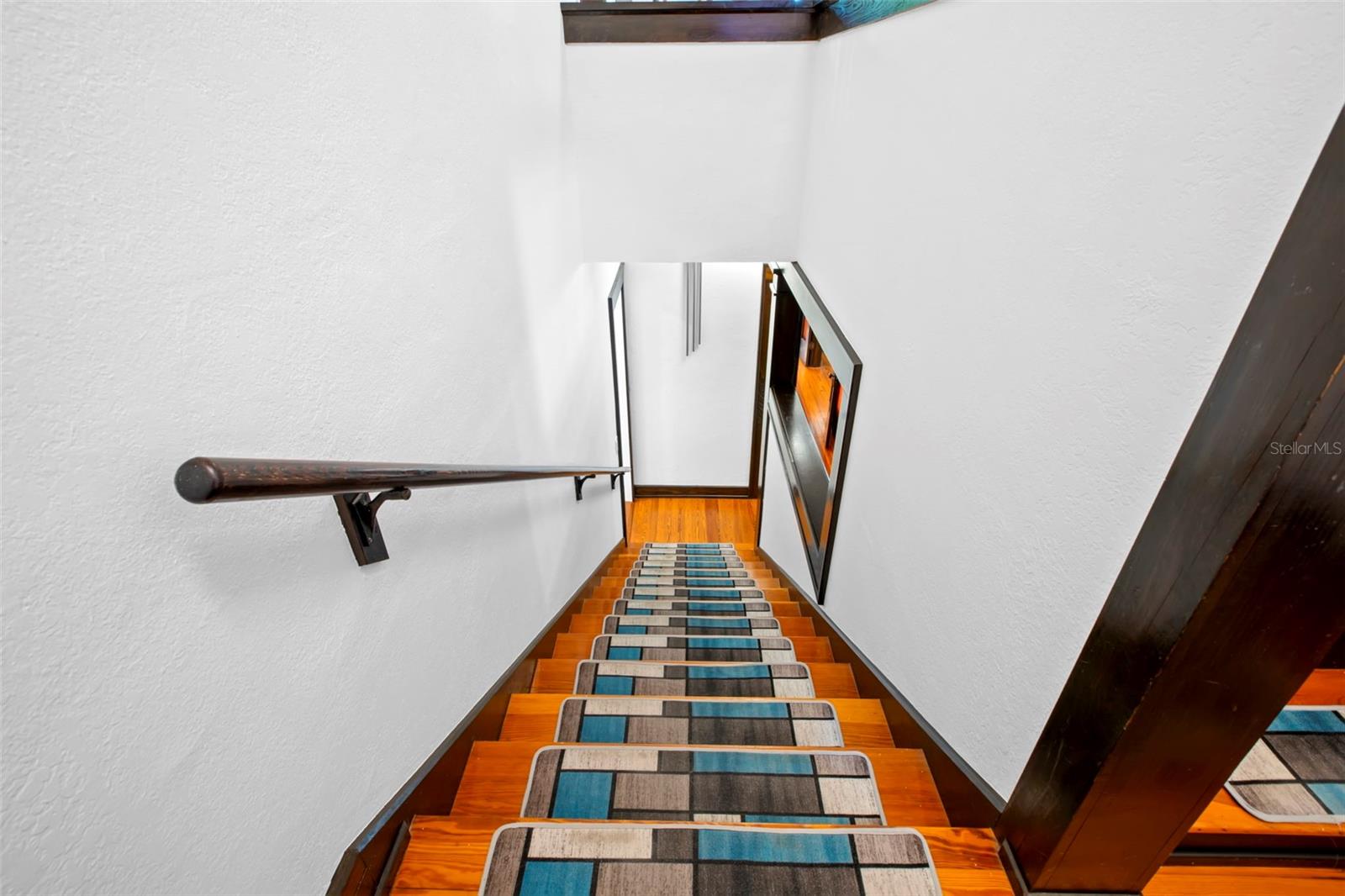 BAY SHORE REV - Residential