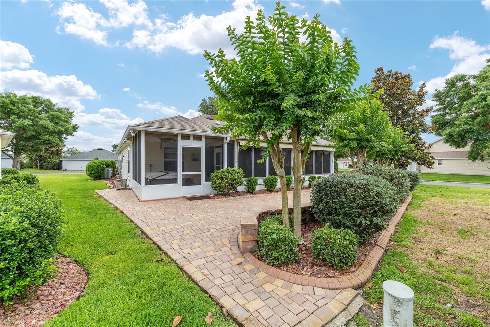 616 HARTFORD LANE
