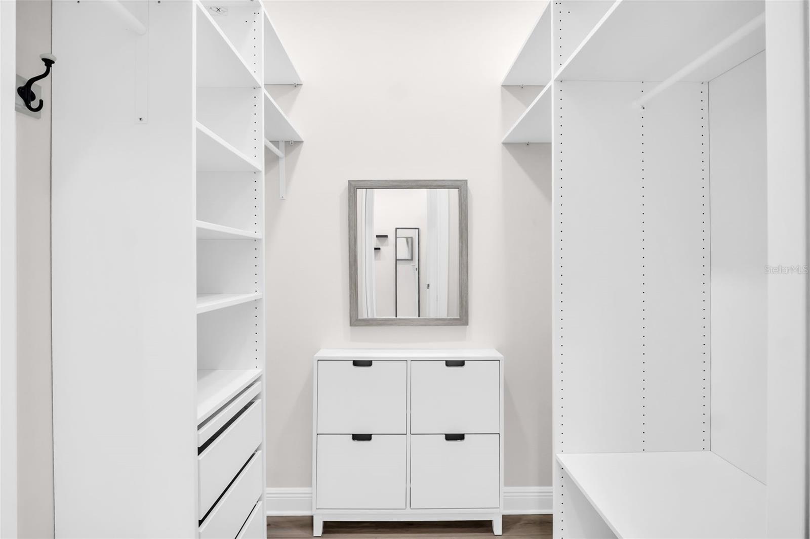 MARINA BAY GARDEN VILLAS PH 2 - Residential