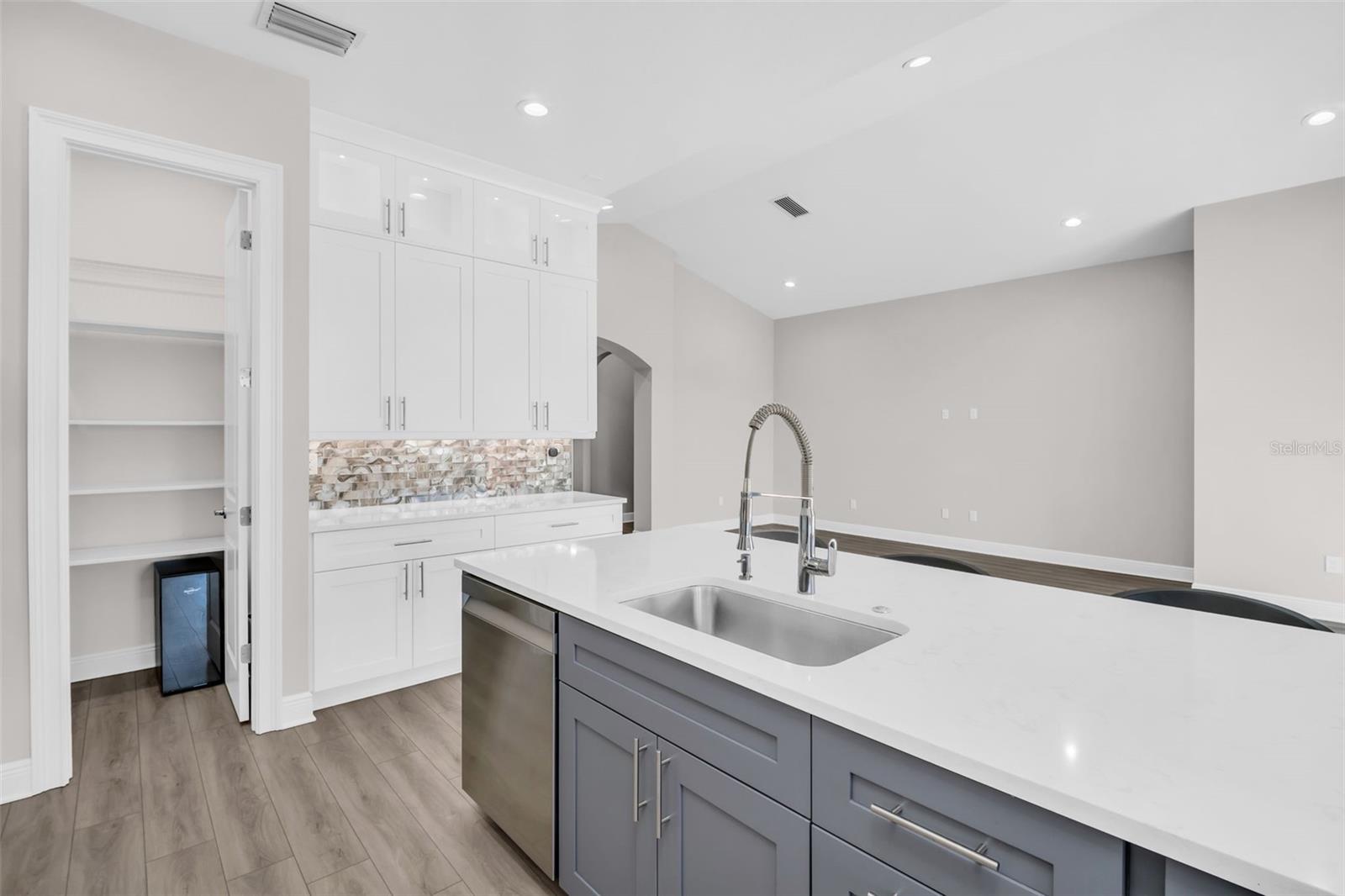 MARINA BAY GARDEN VILLAS PH 2 - Residential