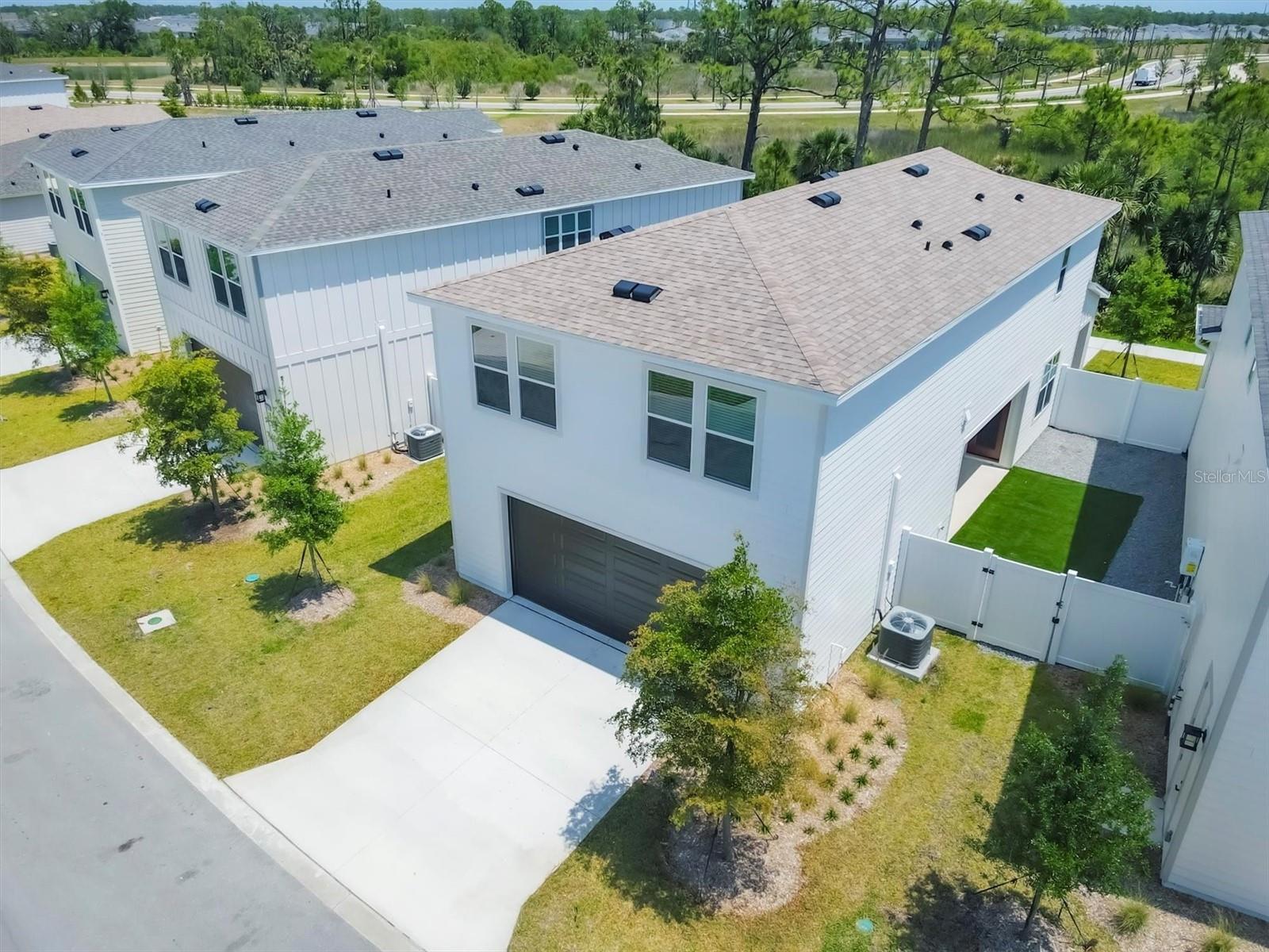 BB LIVING IN WELLEN PARK - Residential Lease