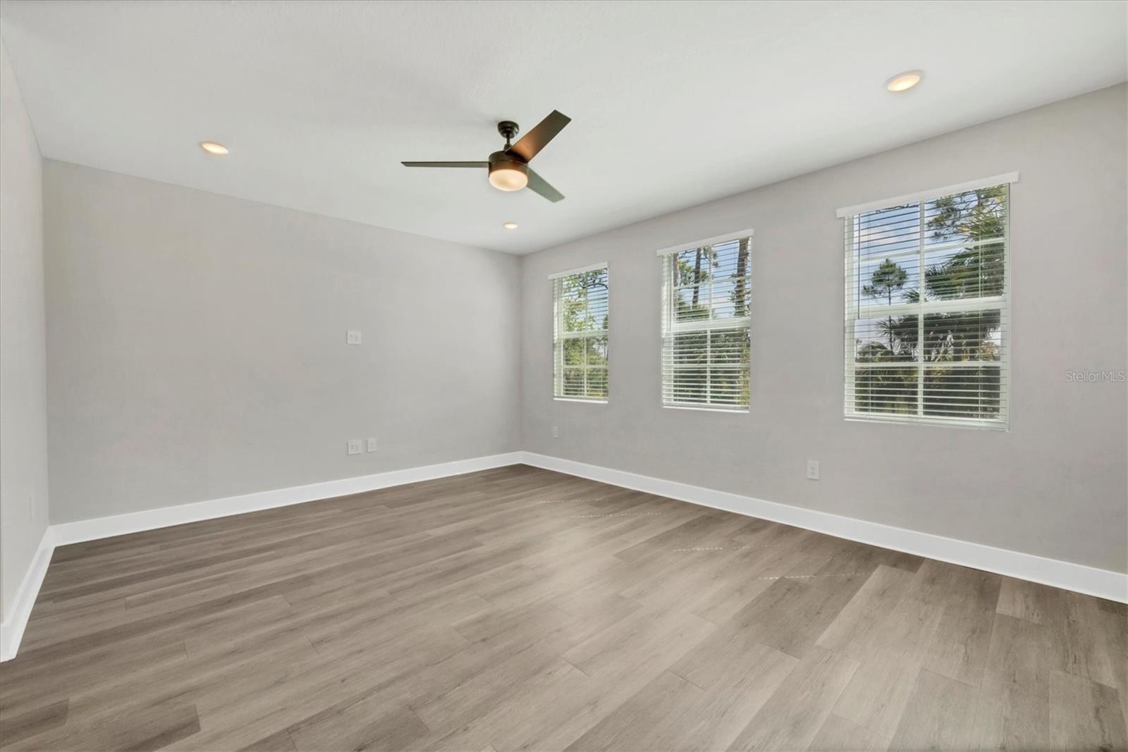 BB LIVING IN WELLEN PARK - Residential Lease