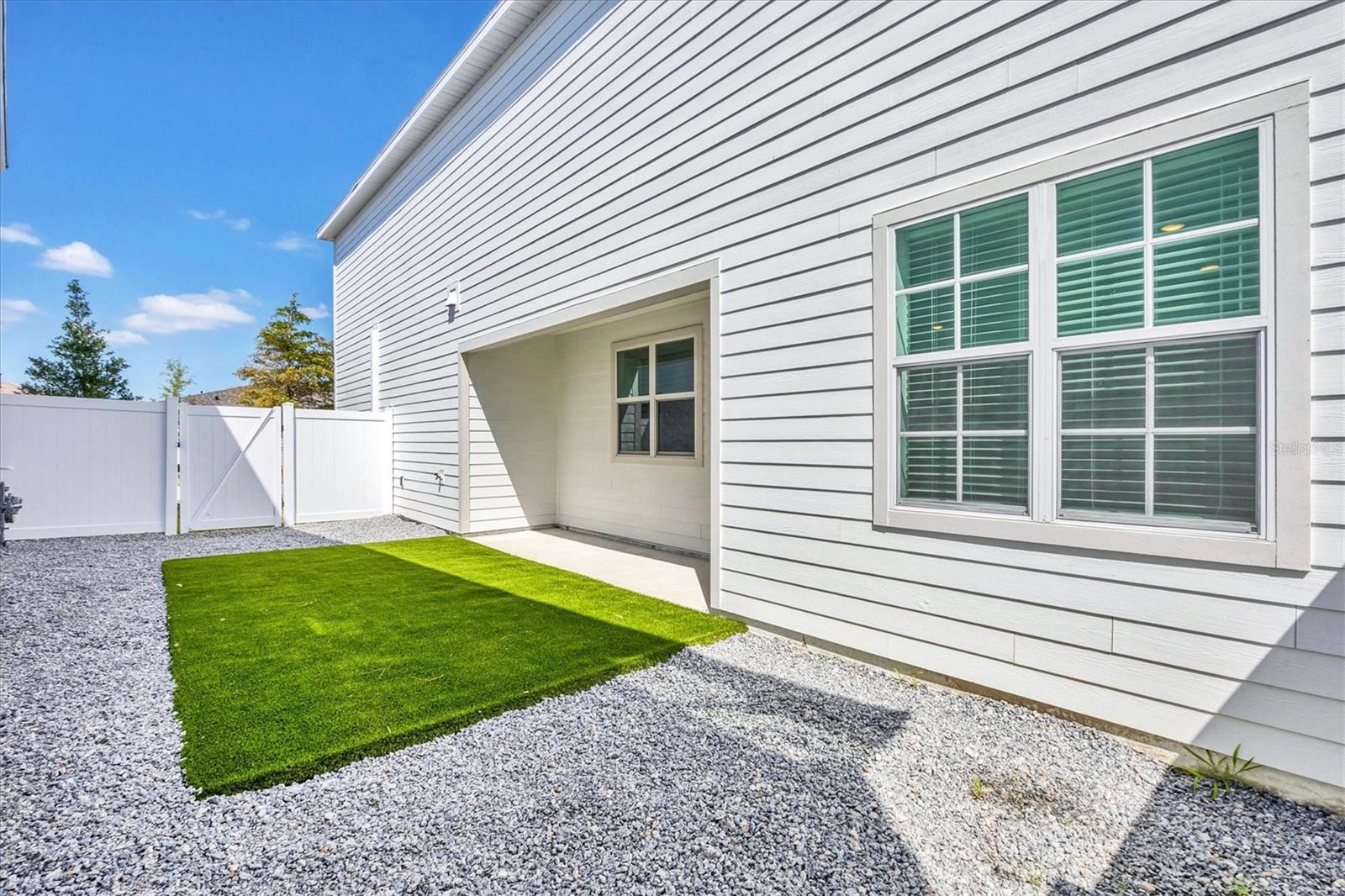 BB LIVING IN WELLEN PARK - Residential Lease