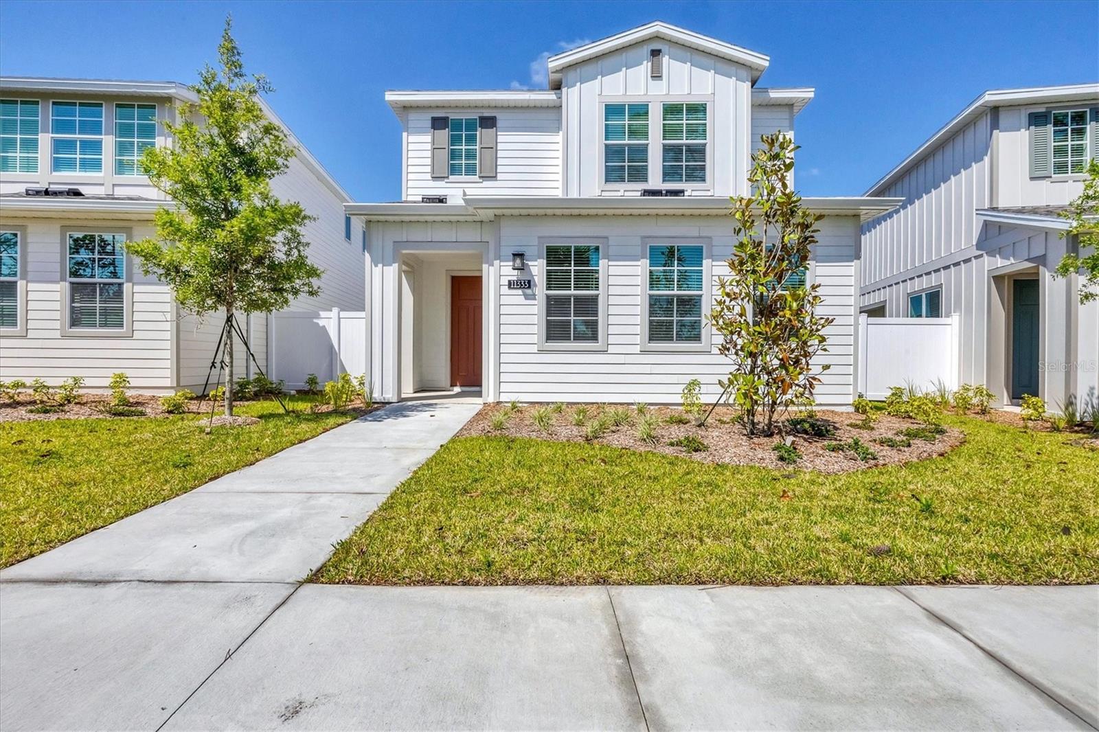 BB LIVING IN WELLEN PARK - Residential Lease