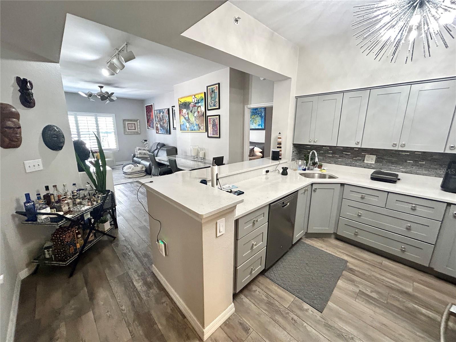 200 4TH AVENUE S 129