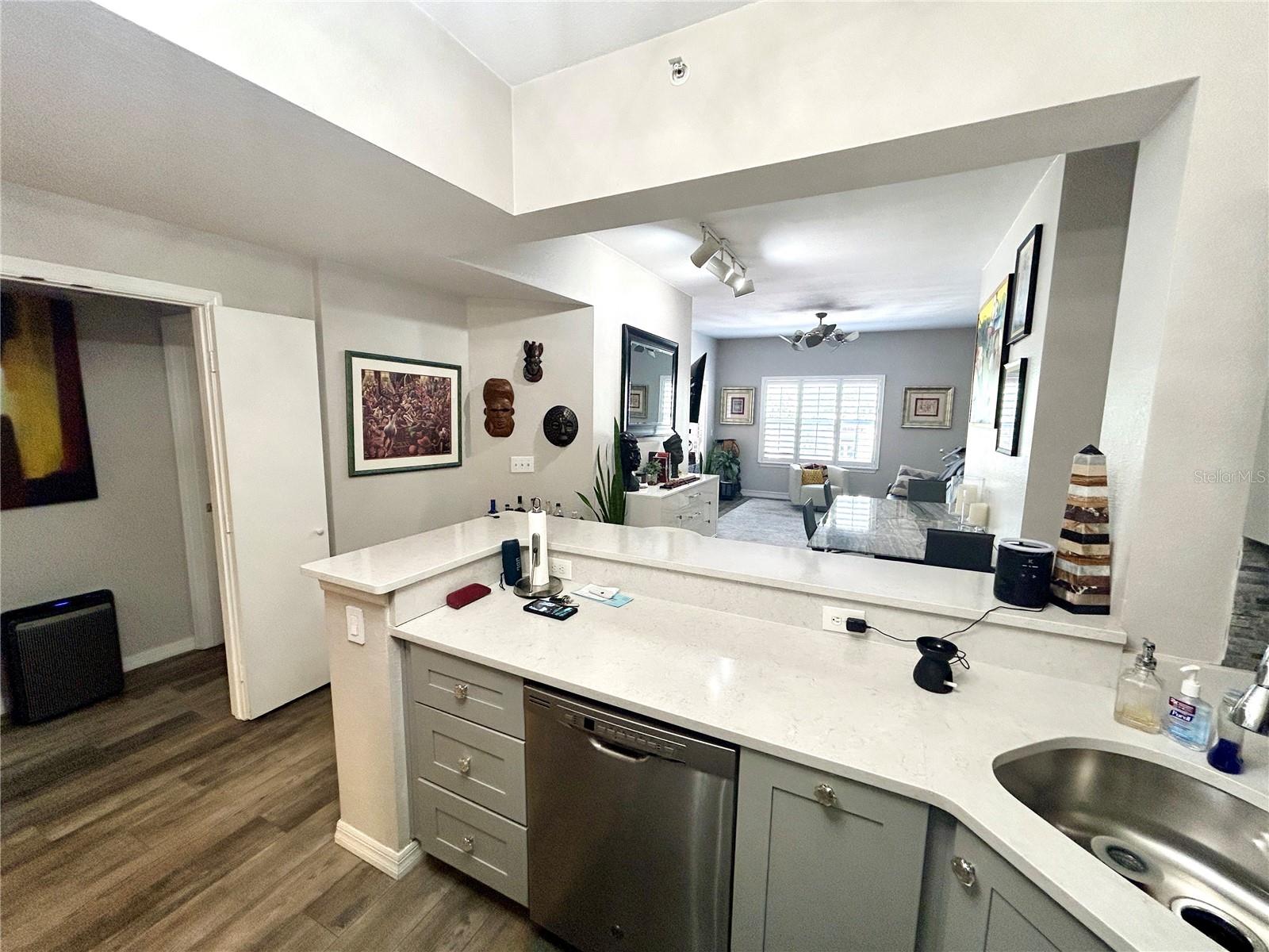 200 4TH AVENUE S 129