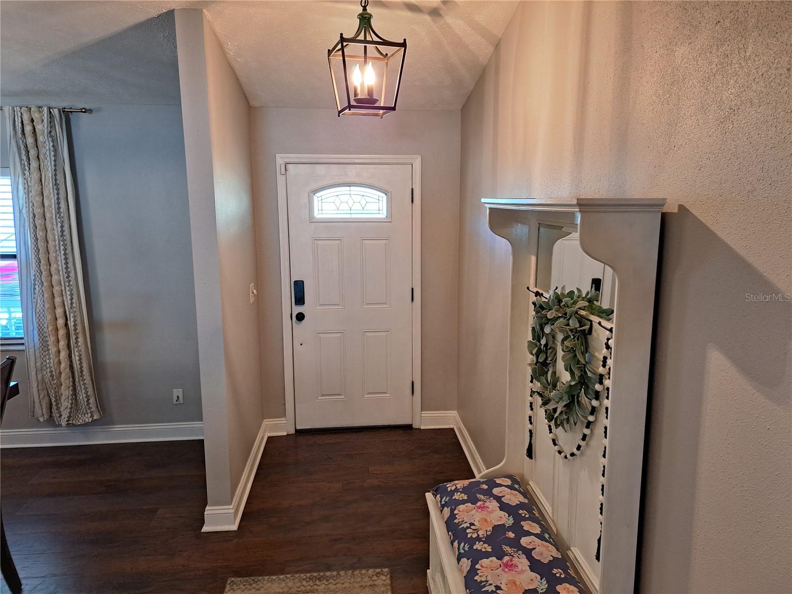 17 PECAN CRSE DR