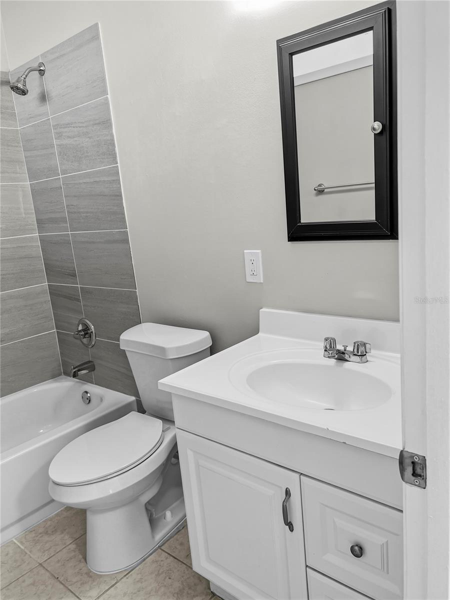 PORT CHARLOTTE SUB 03 - Residential Income