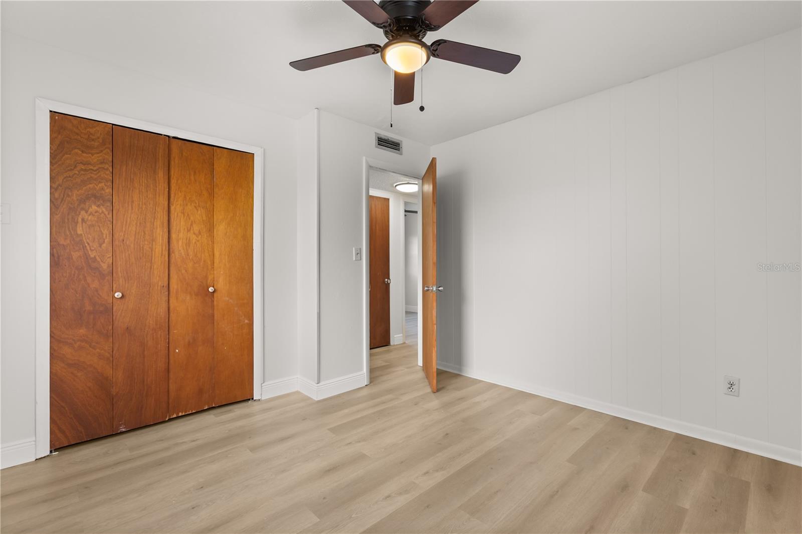 EASTBROOK SUB - Residential Lease