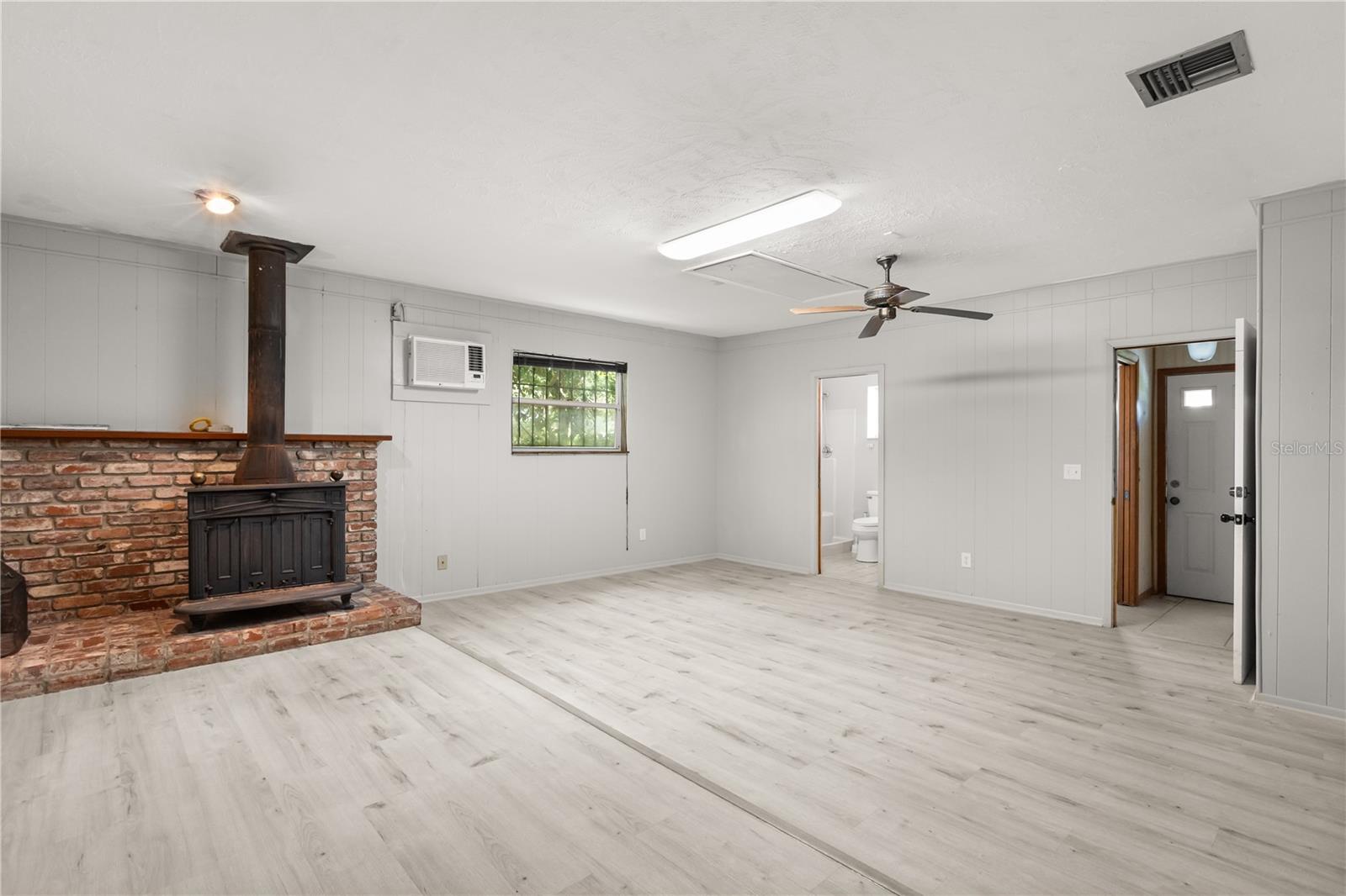 EASTBROOK SUB - Residential Lease