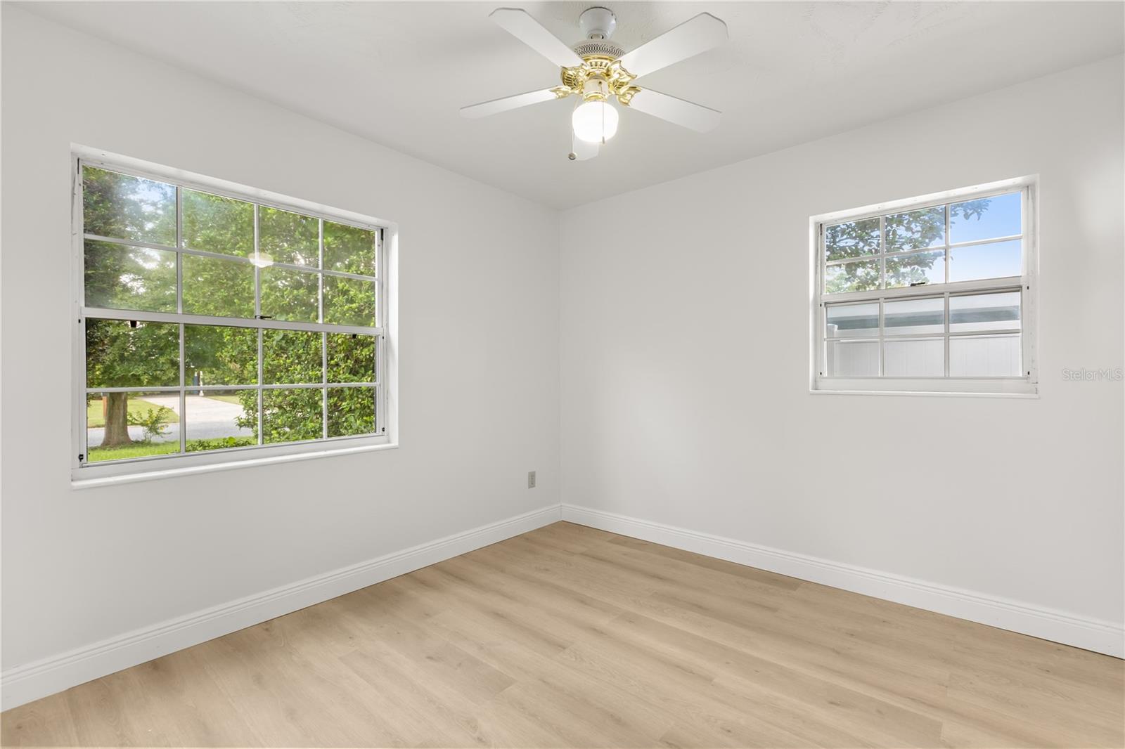 EASTBROOK SUB - Residential Lease