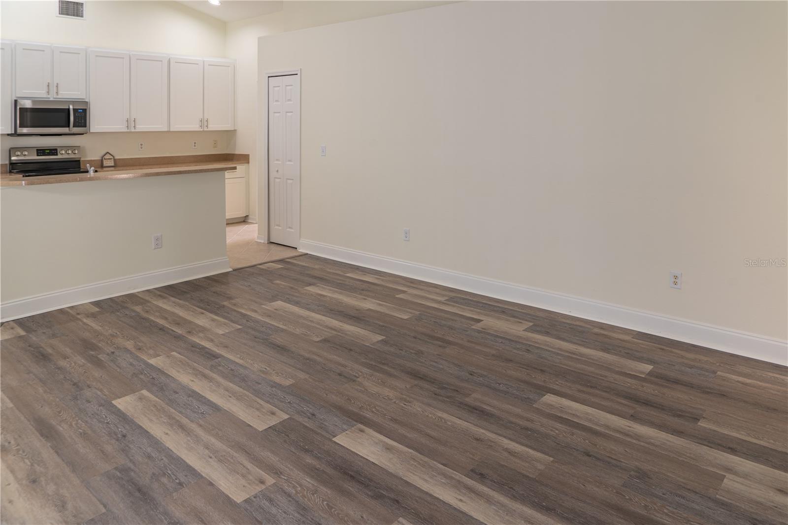 RIVERGLEN UNIT 3 - Residential