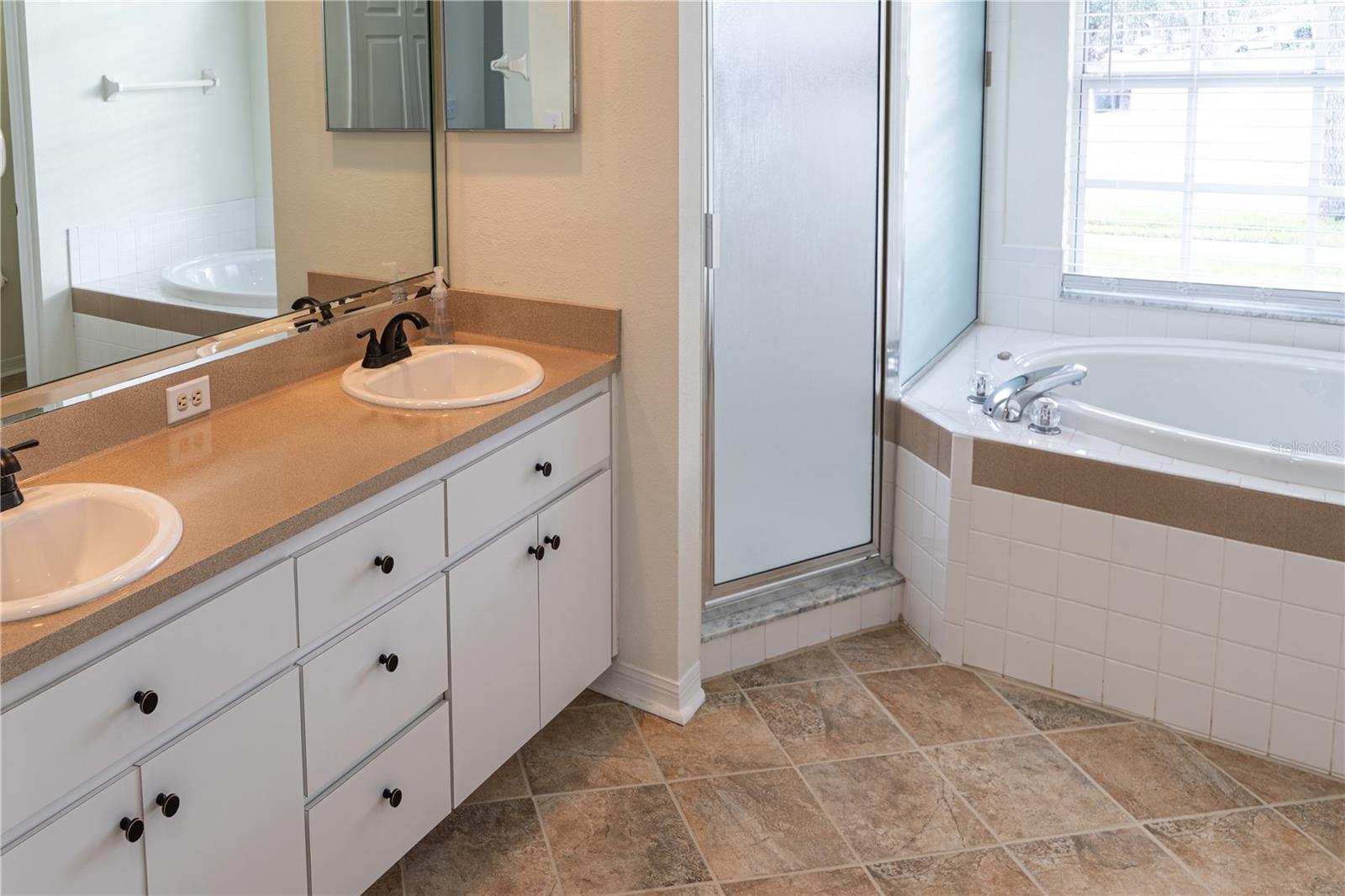 RIVERGLEN UNIT 3 - Residential