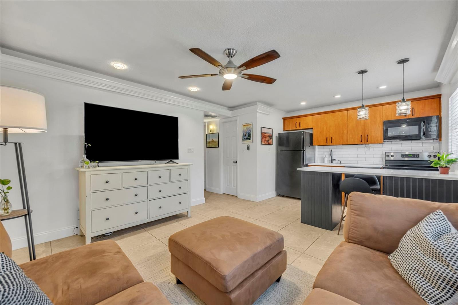 OLD DELANEY SQUARE - Residential