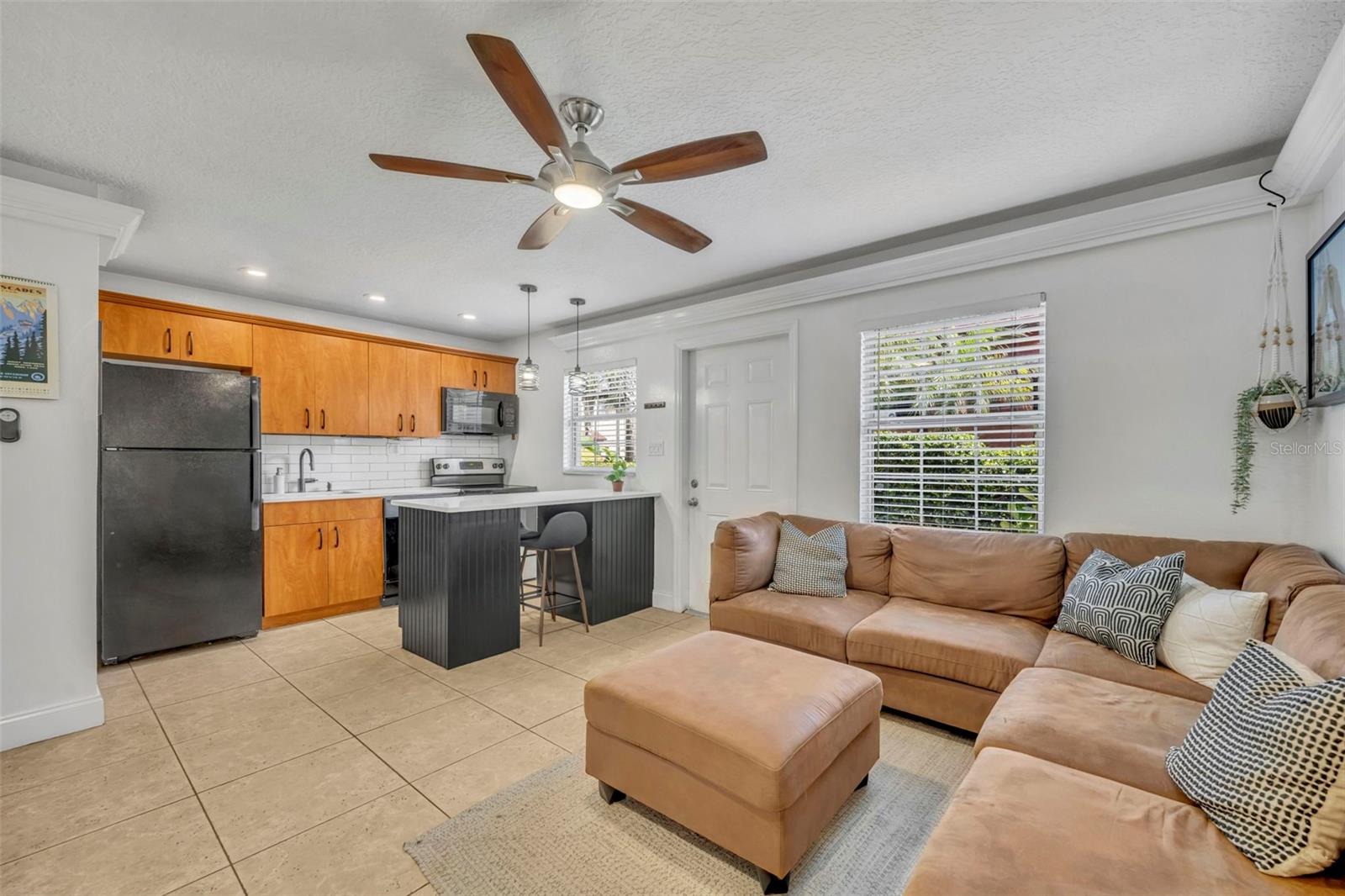 OLD DELANEY SQUARE - Residential