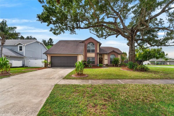 12301 PATHWAY CT, RIVERVIEW, FL 33569 - Image 3c35af14ec97bdeabbc42dc00fb60ebb/1910165371