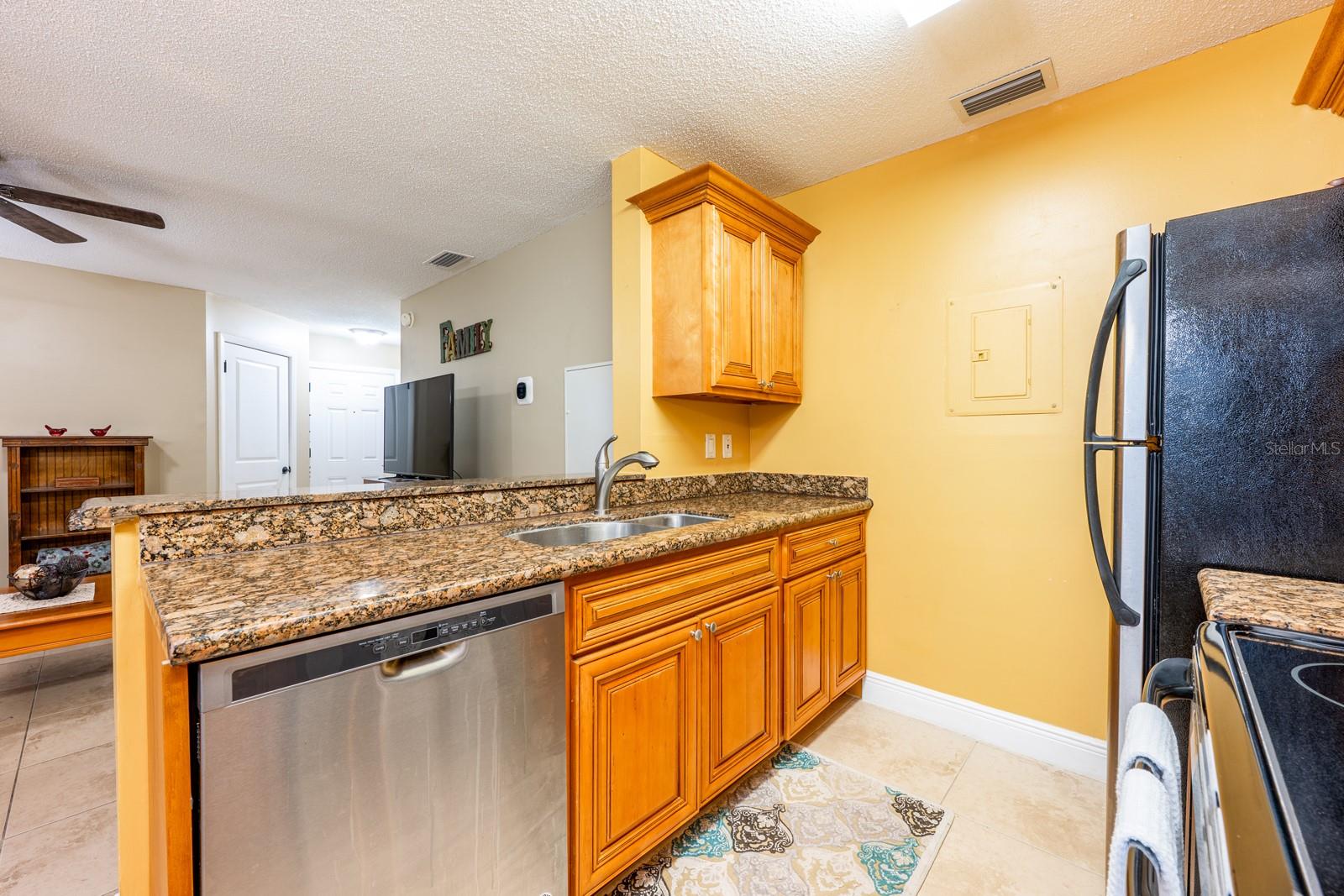 REGENCY PARK AT LAKE MARY A CONDO - Residential