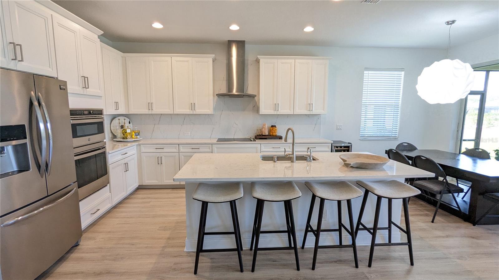3594 QUIET DRIVE