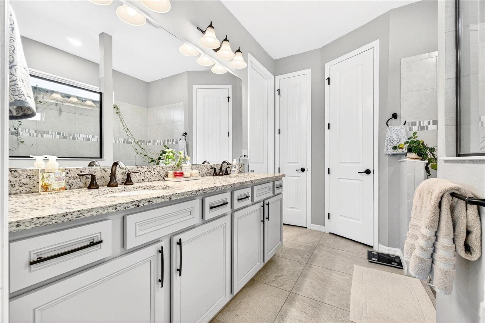 BIRCHWOOD PRESERVE SOUTH - Residential