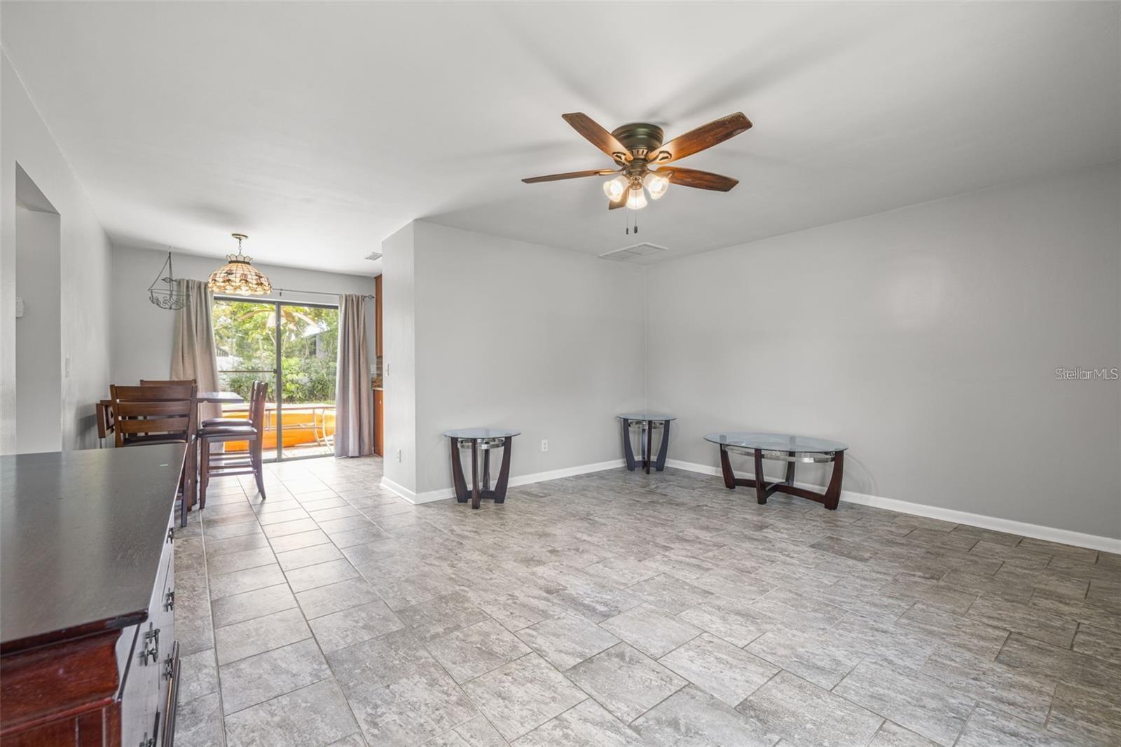 INDIAN ROCKS VILLAGE 1ST ADD - Residential