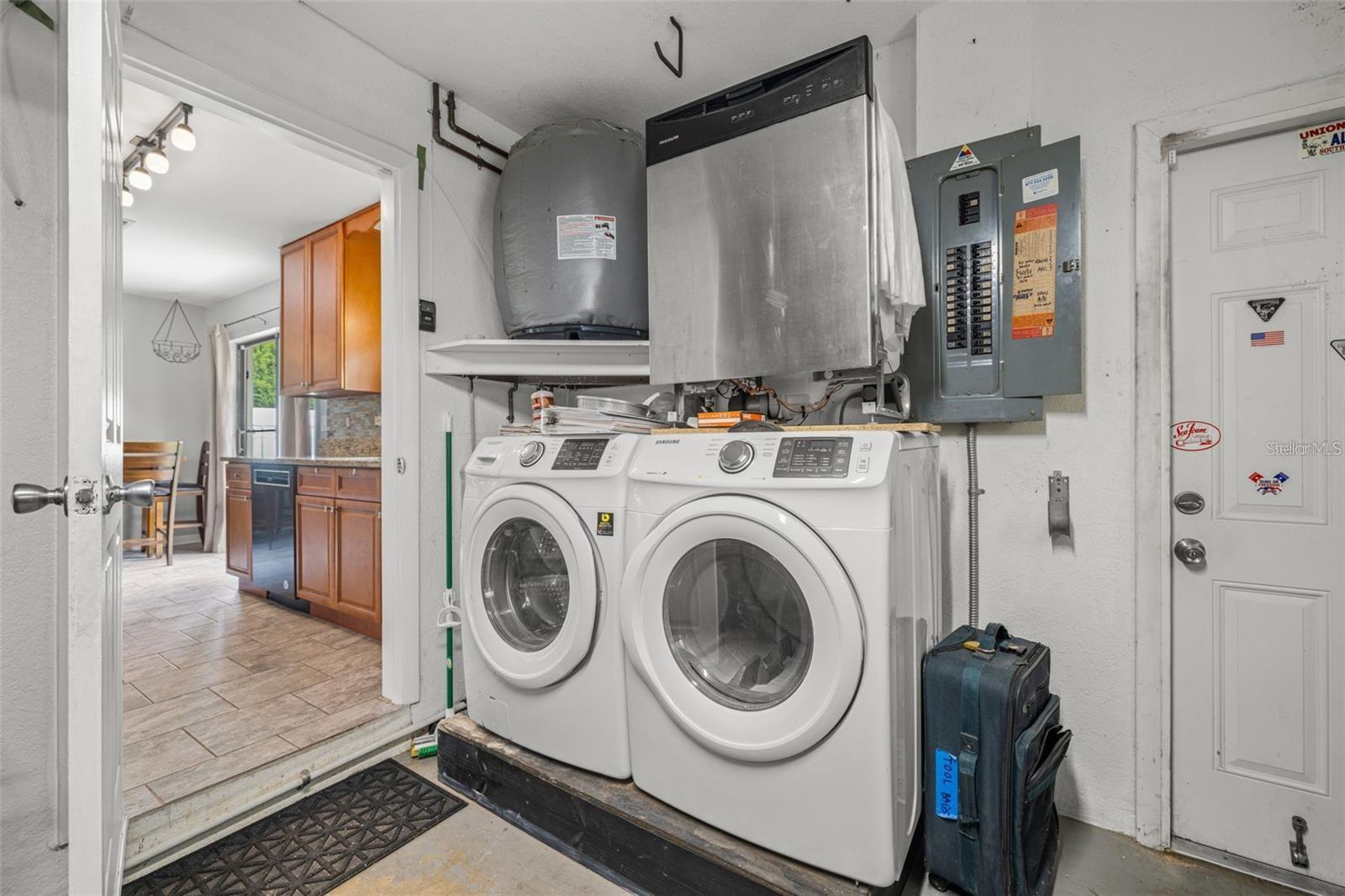 INDIAN ROCKS VILLAGE 1ST ADD - Residential