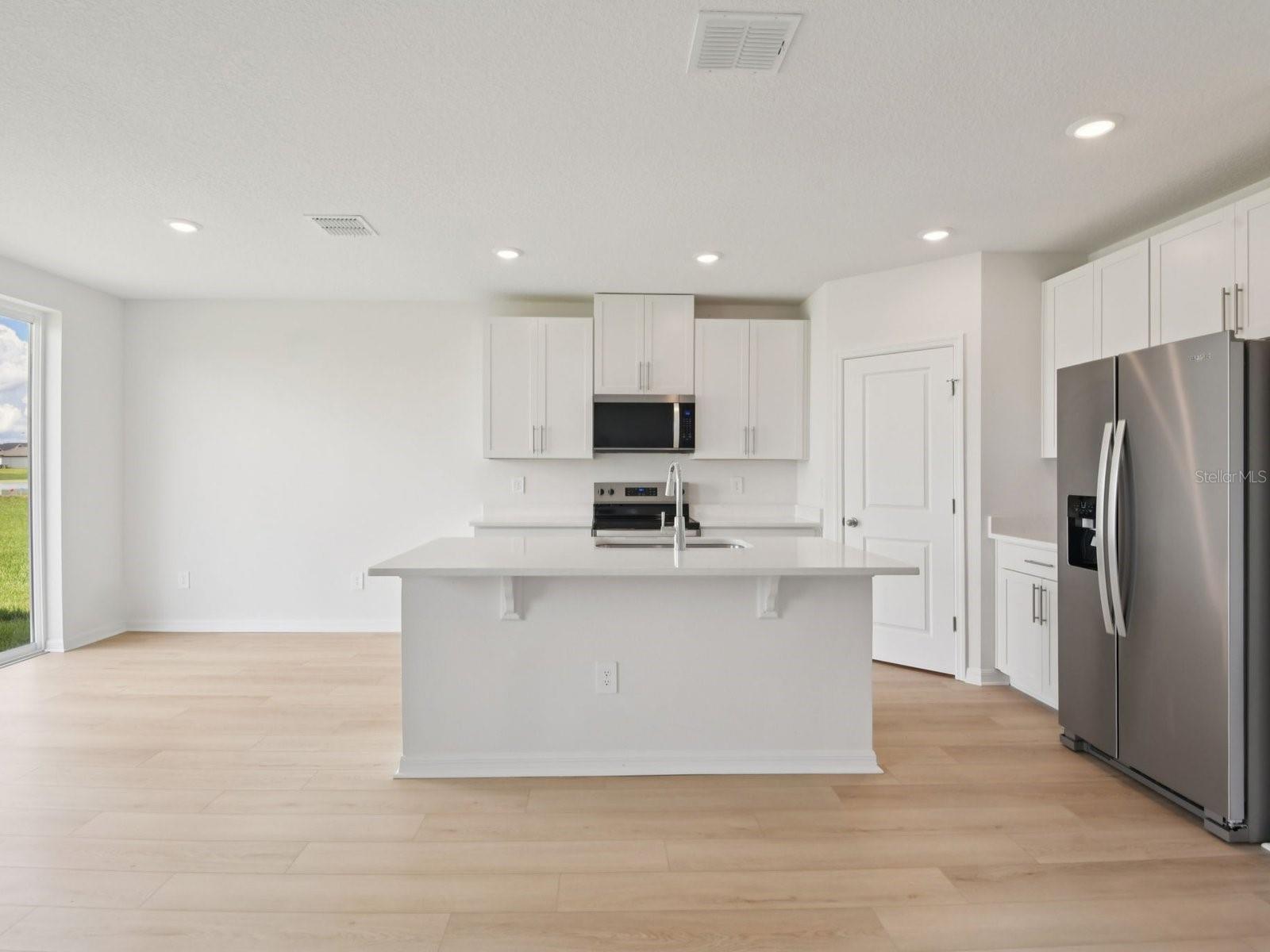 MAGNOLIA BAY - Residential