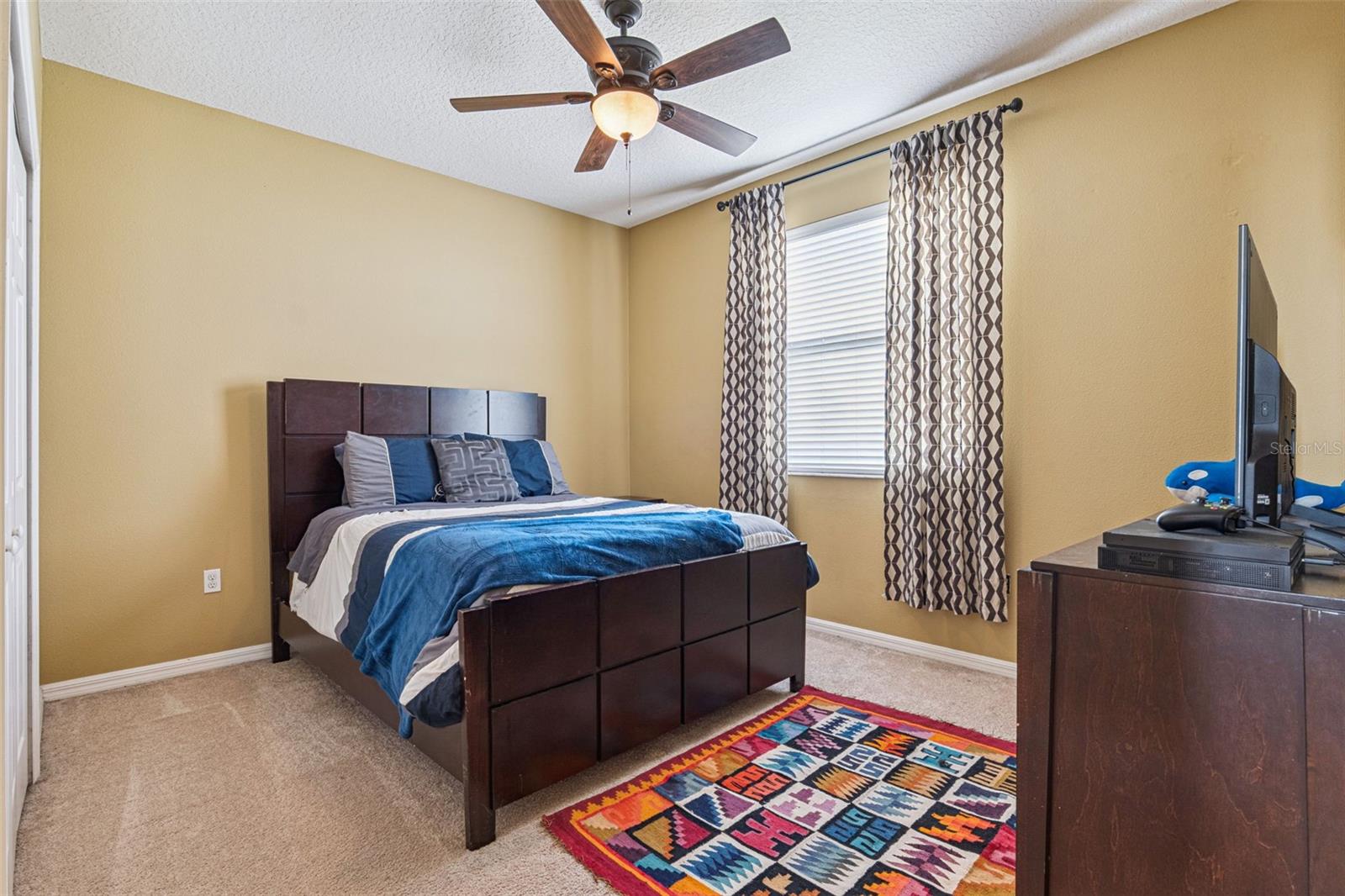 RIVIERA BELLA UNIT 2B - Residential