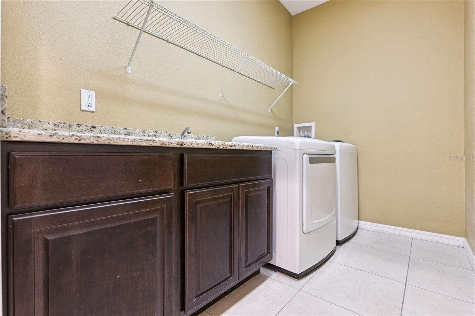 RIVIERA BELLA UNIT 2B - Residential