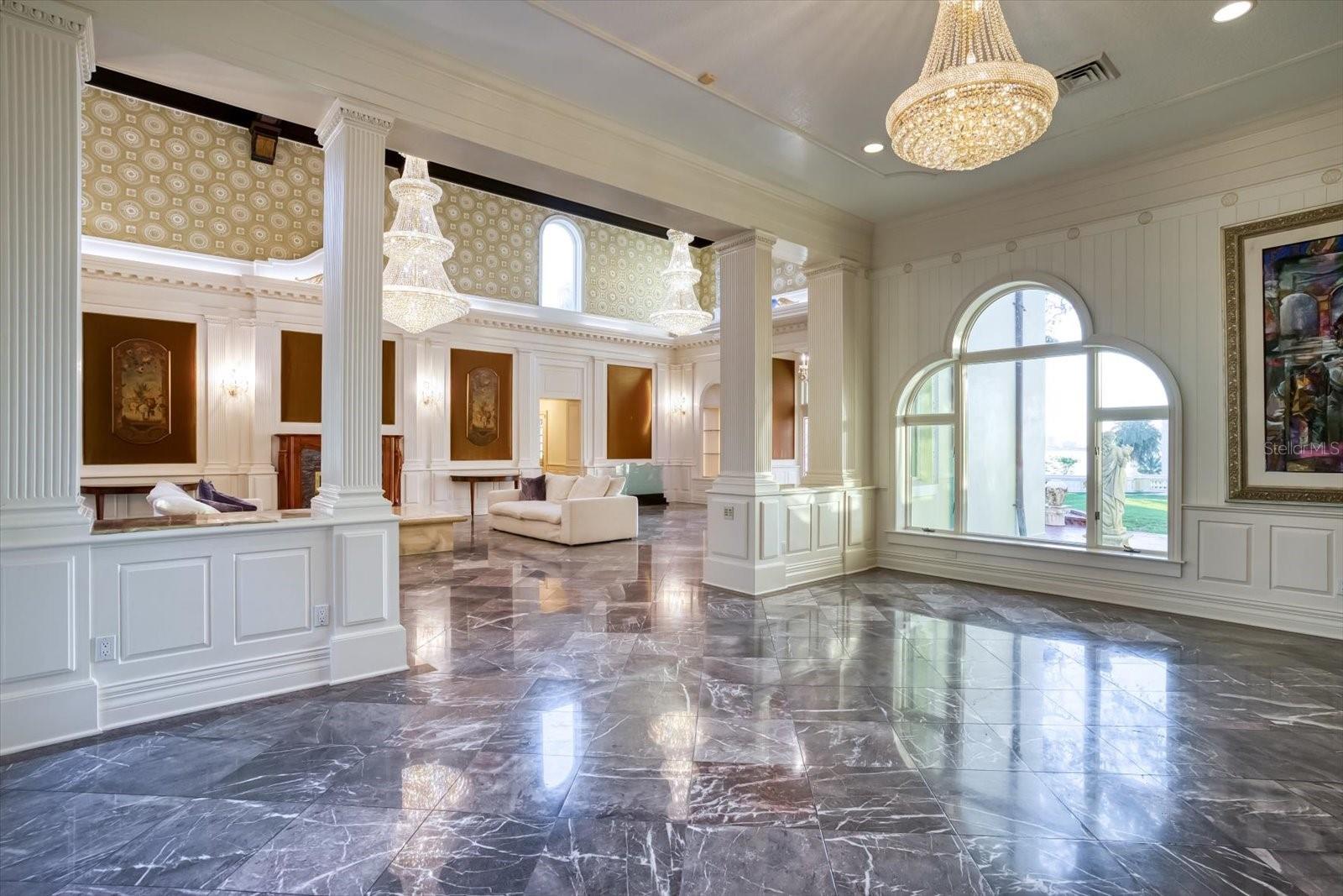 HARBOR OAKS - Residential