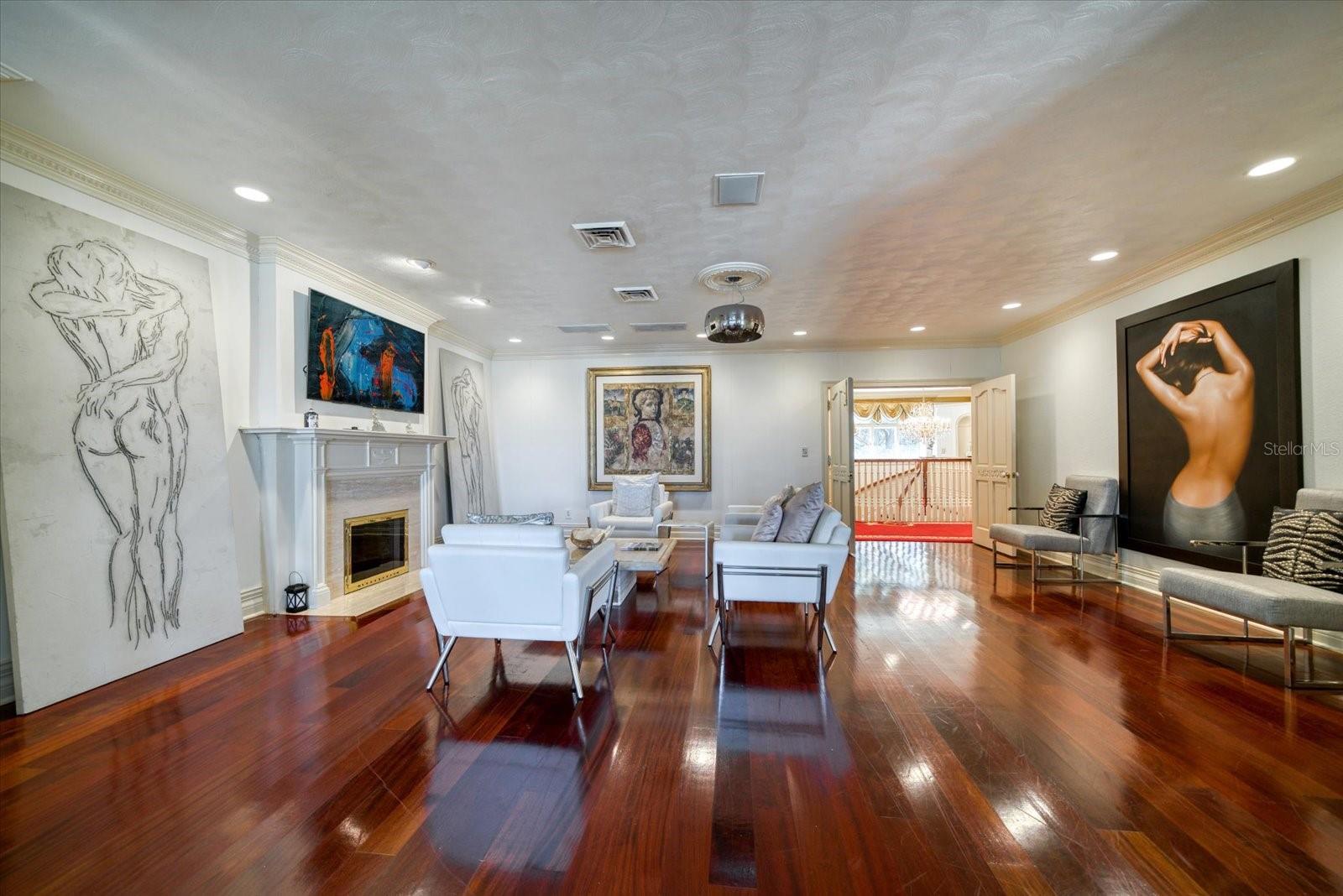 HARBOR OAKS - Residential
