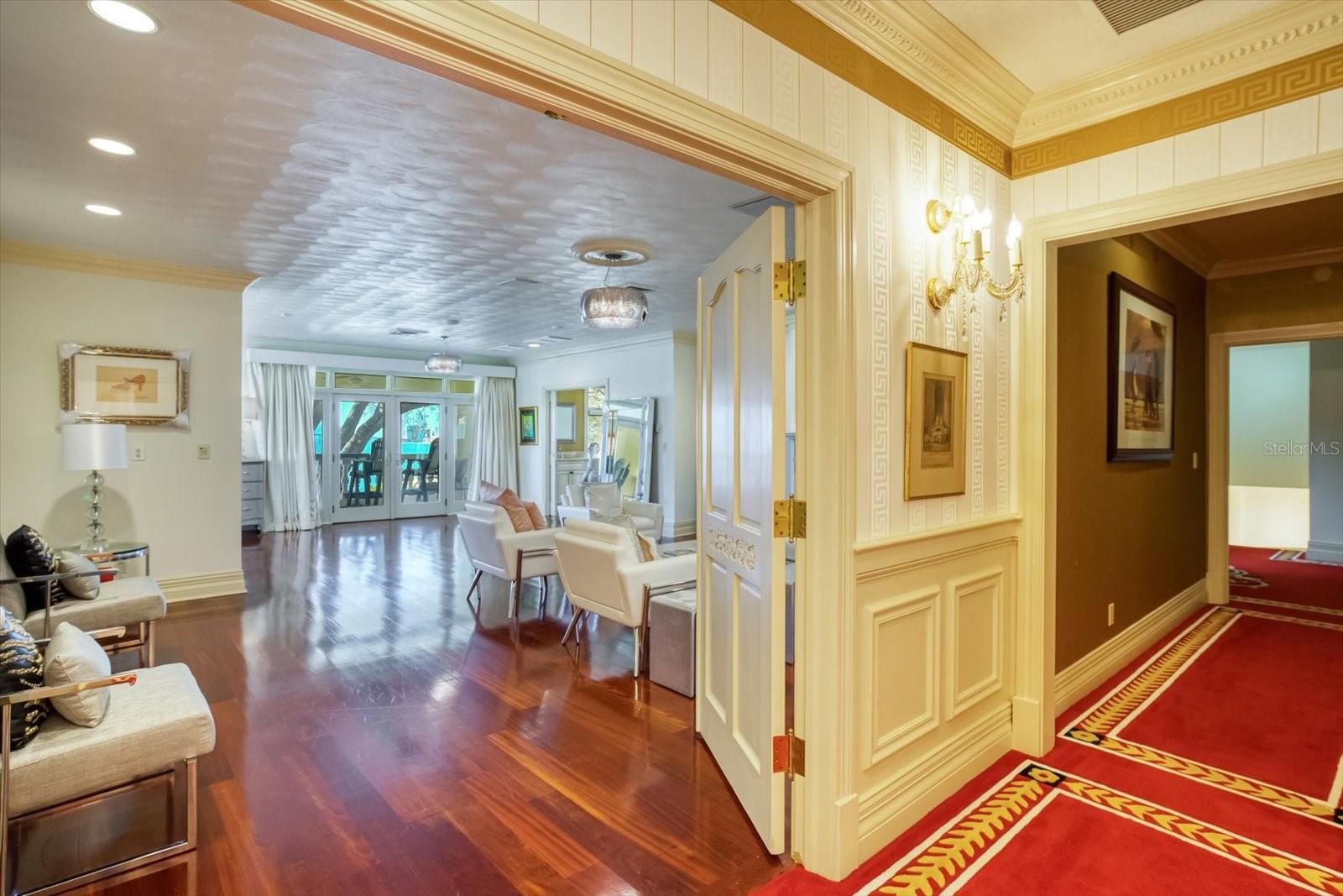 HARBOR OAKS - Residential