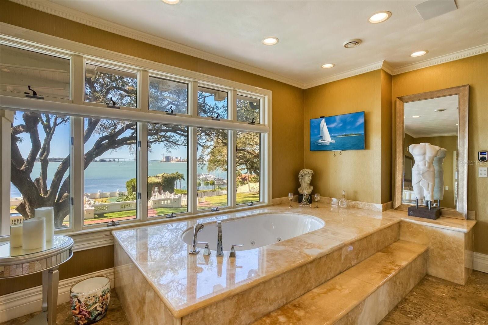 HARBOR OAKS - Residential